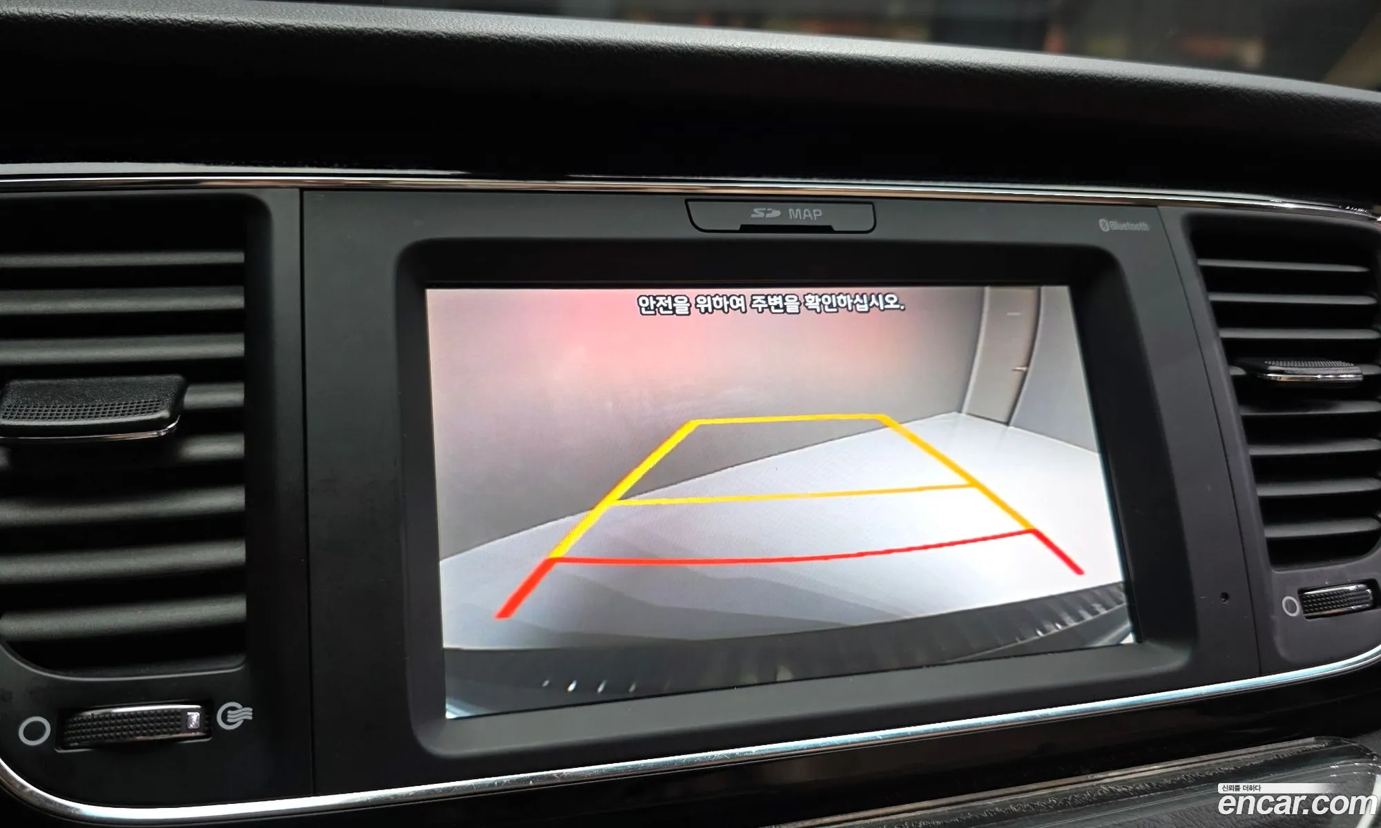 Kia Carnival 2017 KNAMC81ABJS355913 — 11