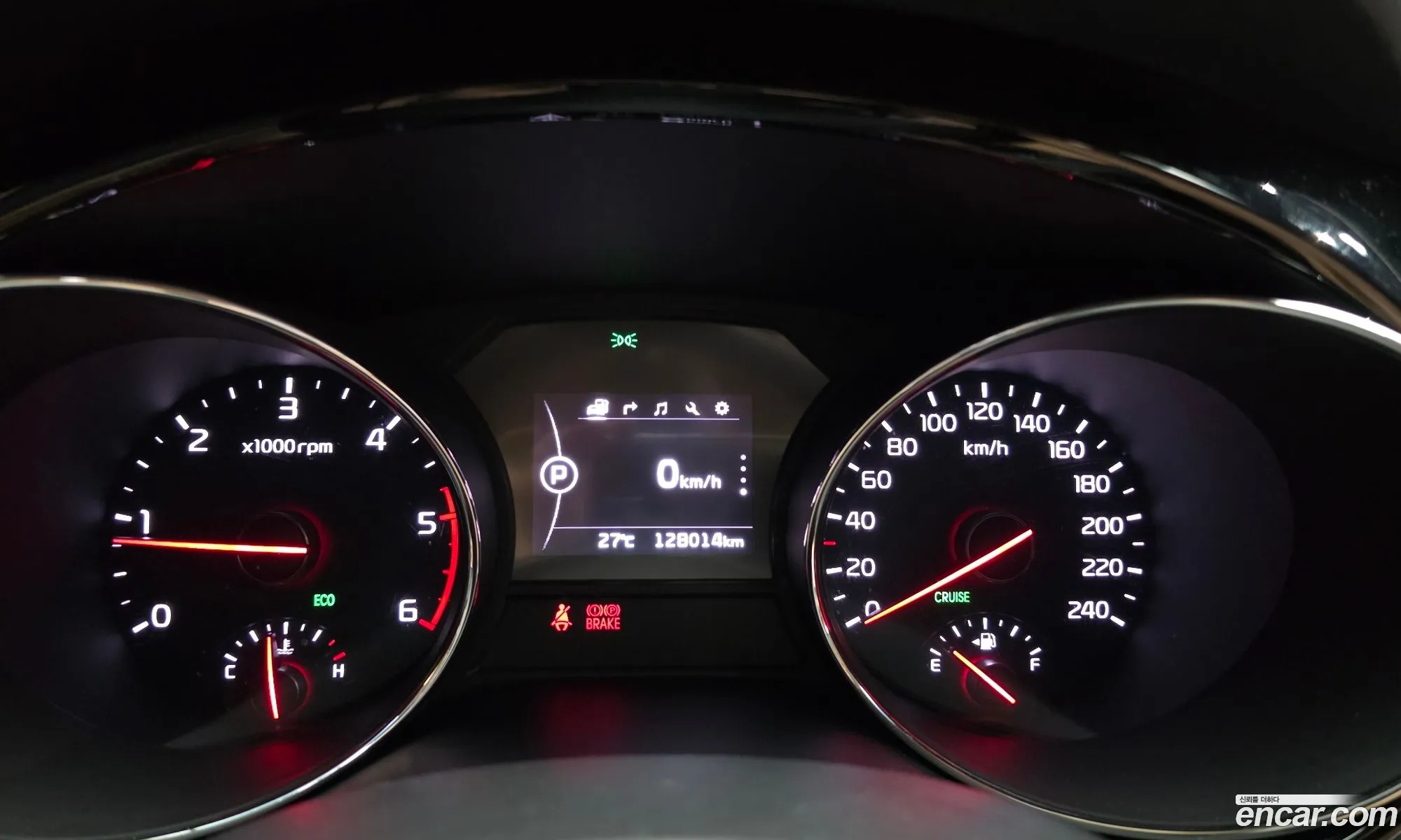 Kia Carnival 2017 KNAMC81ABJS355913 — 9