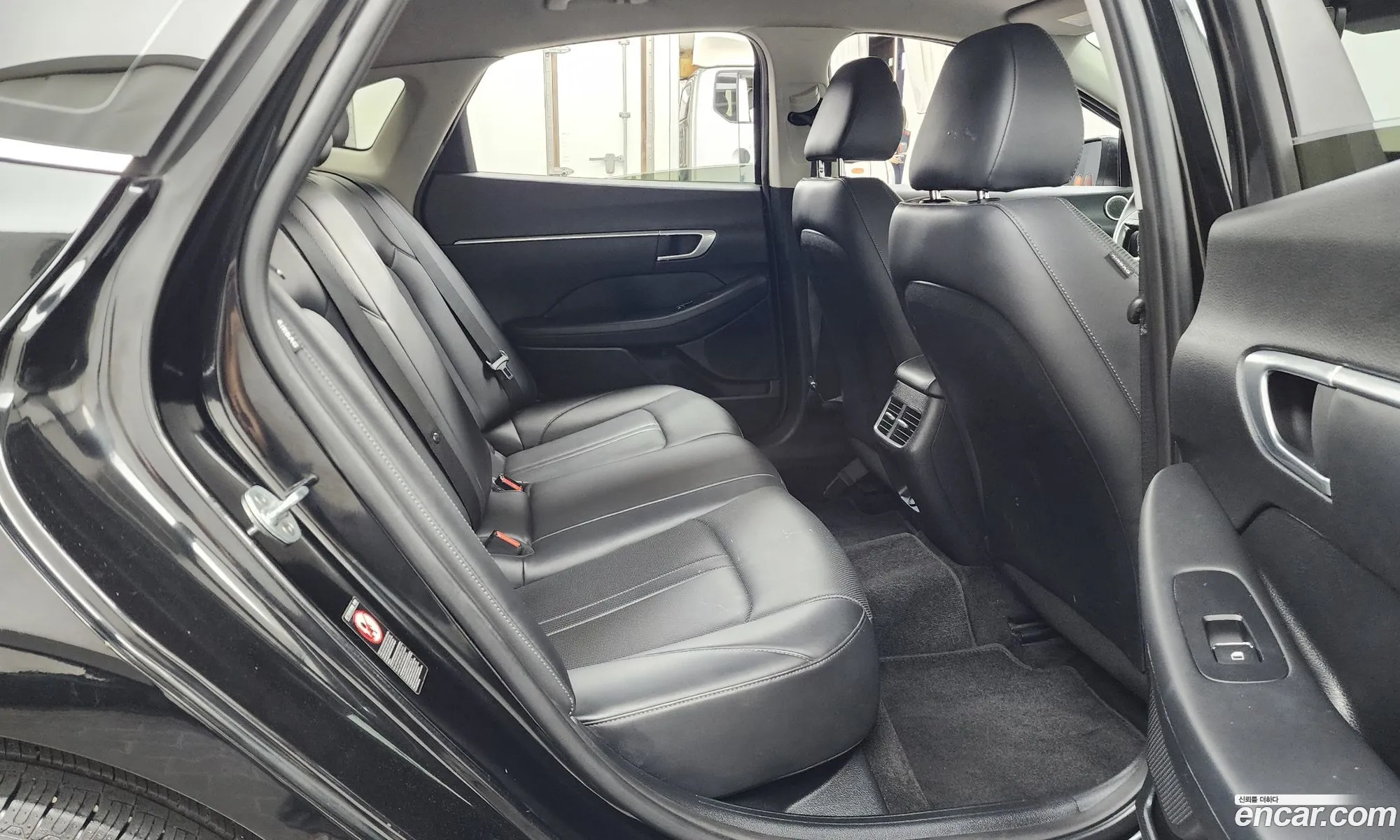 Hyundai Sonata 2019 KMHL141EBLA006402 — 13