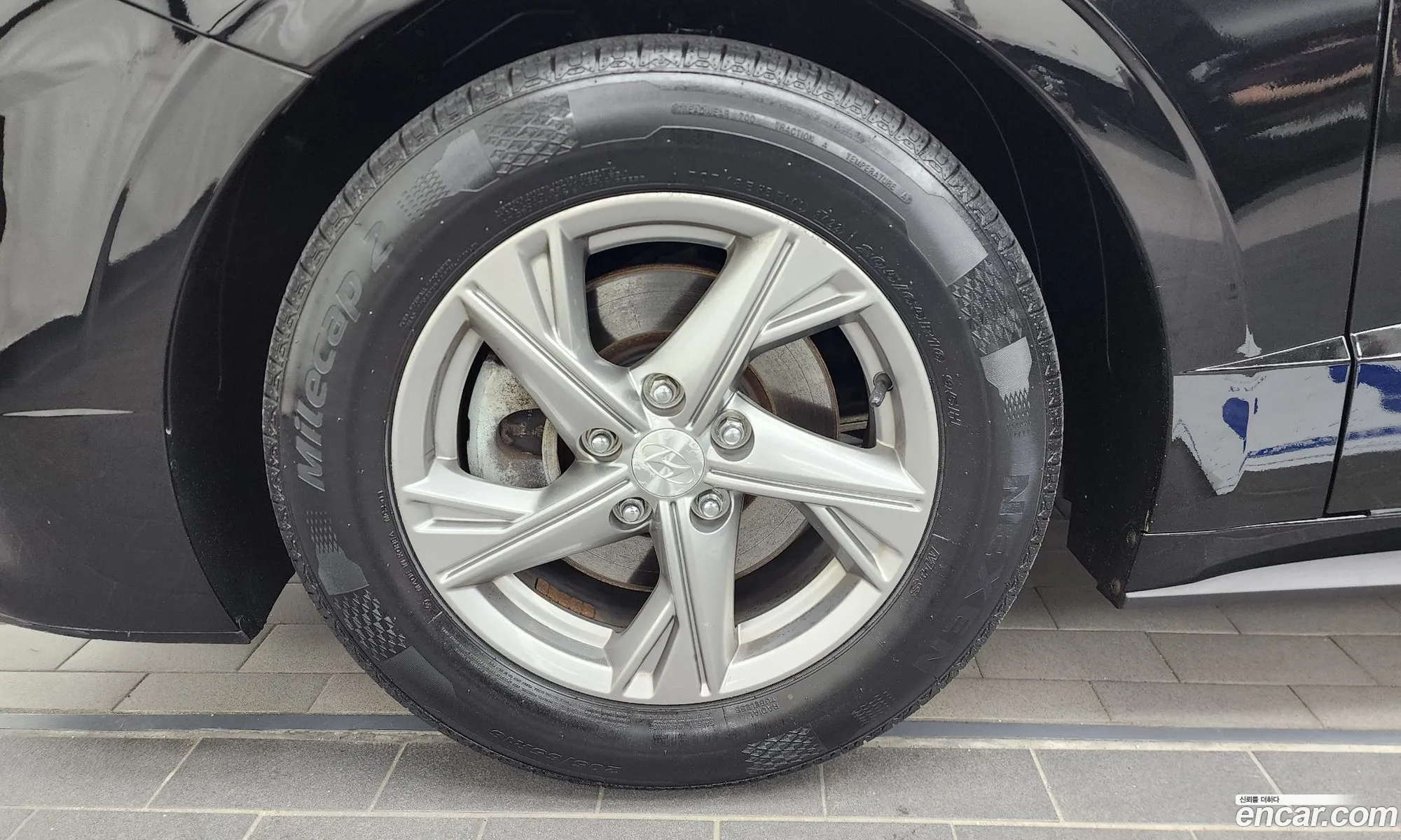 Hyundai Sonata 2019 KMHL141EBLA006402 — 6