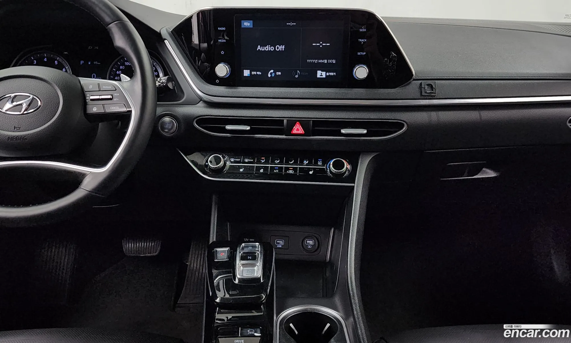 Hyundai Sonata 2019 KMHL141EBLA006402 — 19
