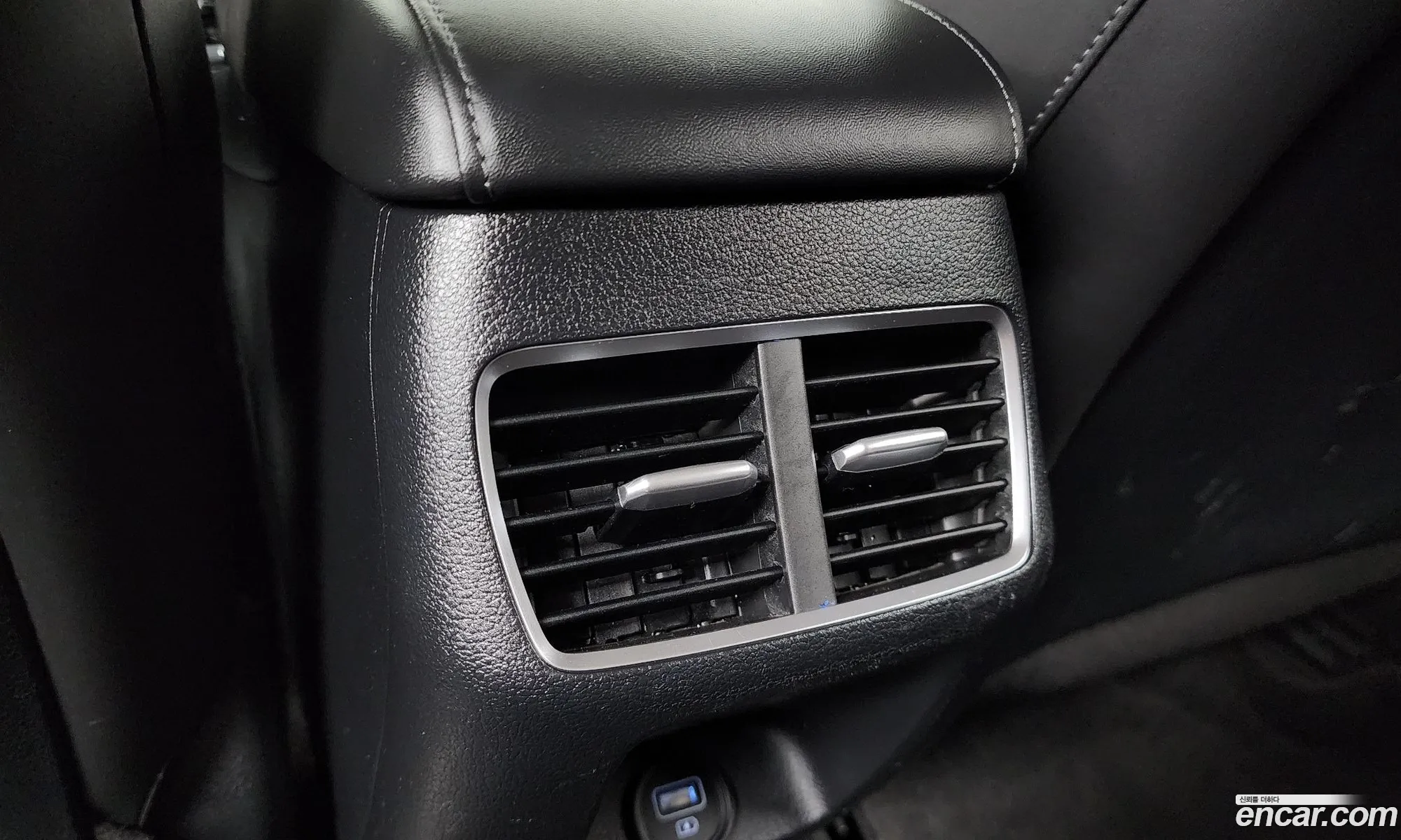 Hyundai Sonata 2019 KMHL141EBLA006402 — 15