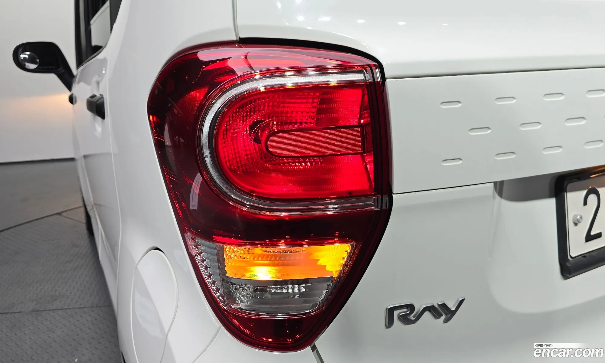Kia Ray 2022 KNACF911BNT293650 — 13