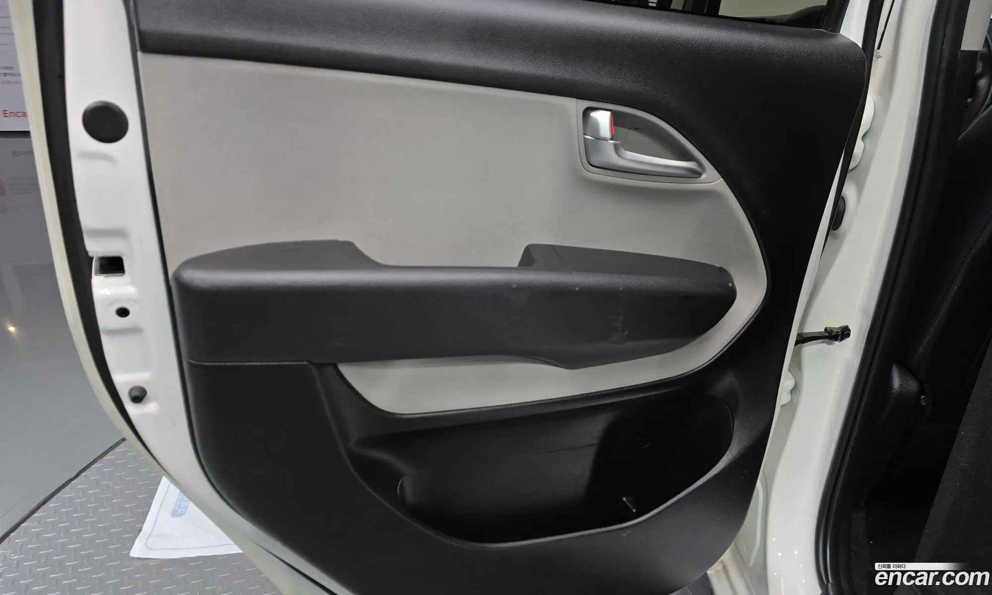 Kia Ray 2022 KNACF911BNT293650 — 10