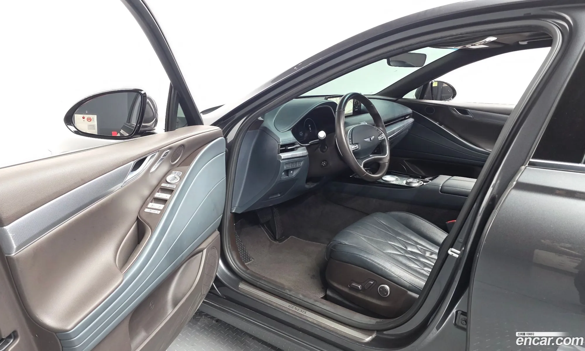 Genesis G80 2020 KMTGB41CDMU030884 — 17