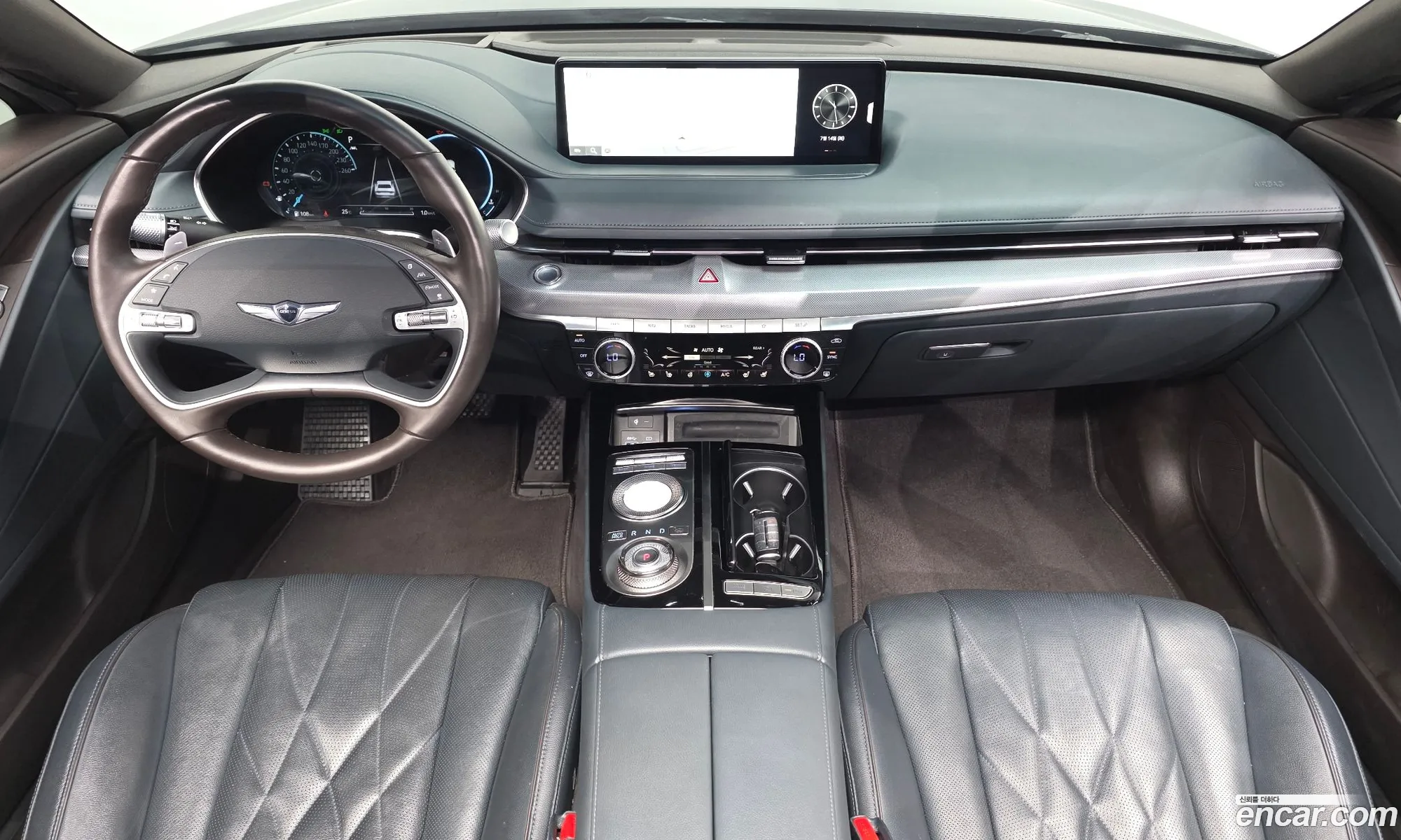 Genesis G80 2020 KMTGB41CDMU030884 — 8