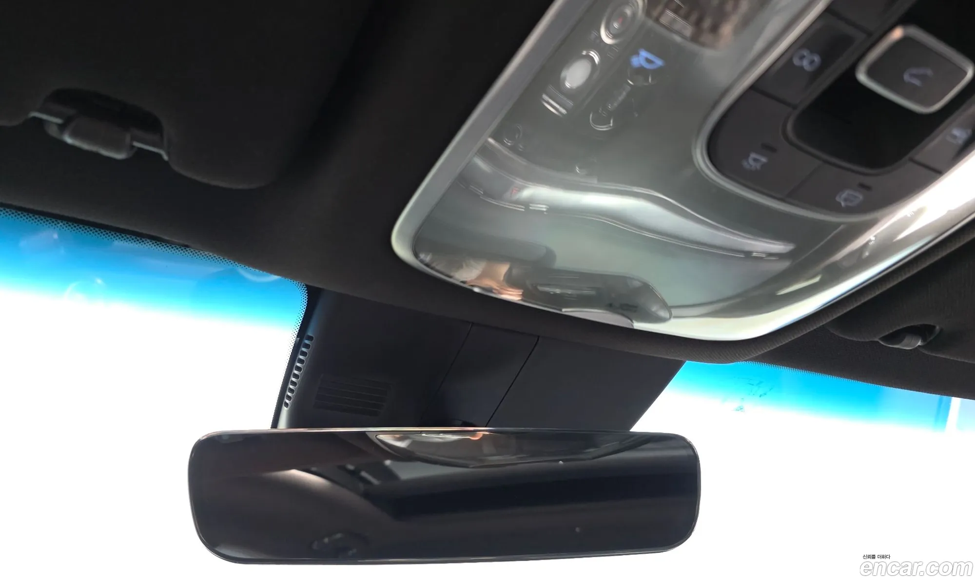 Genesis G80 2020 KMTGB41CDMU030884 — 7
