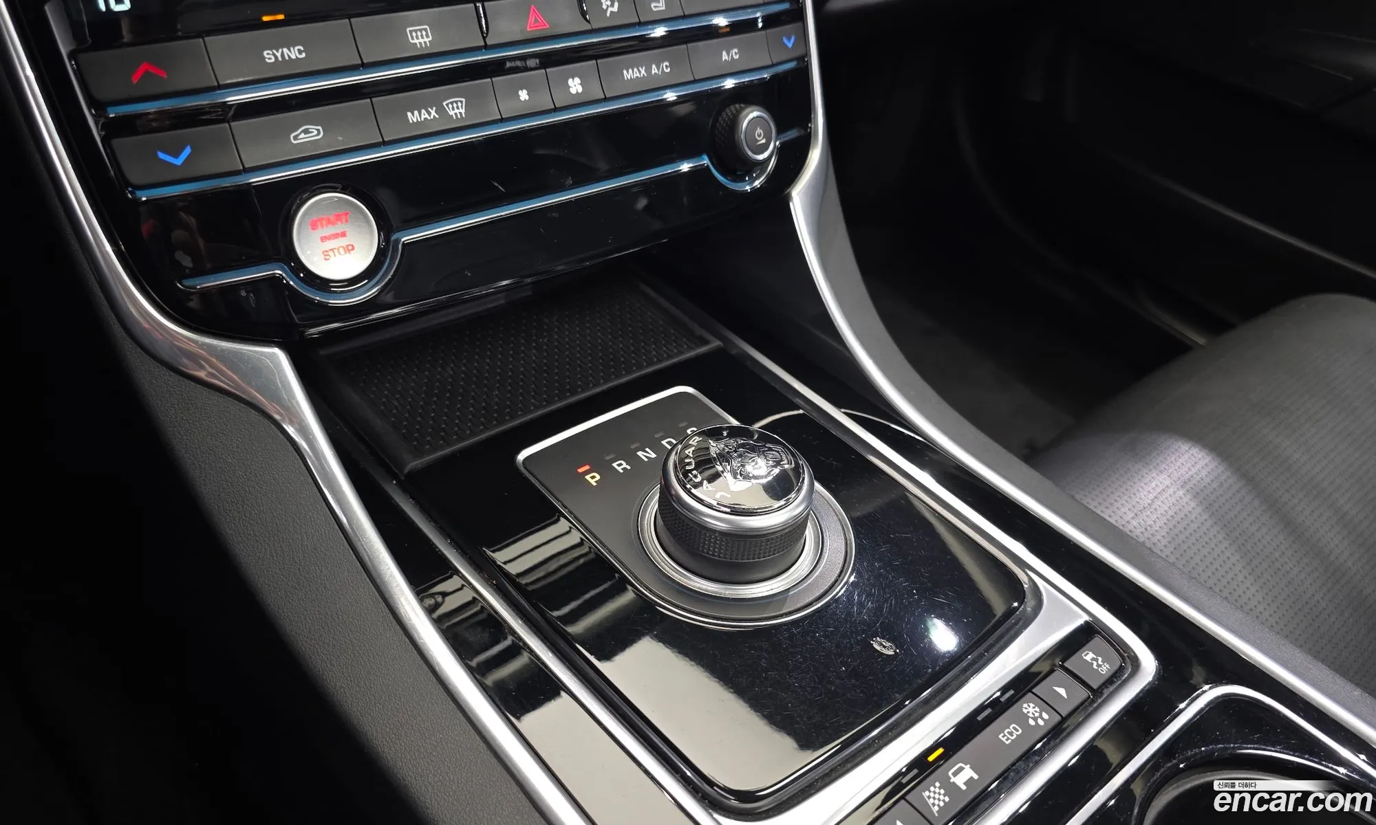 Jaguar XE 2017 SAJAB4BN0HA944225 — 7
