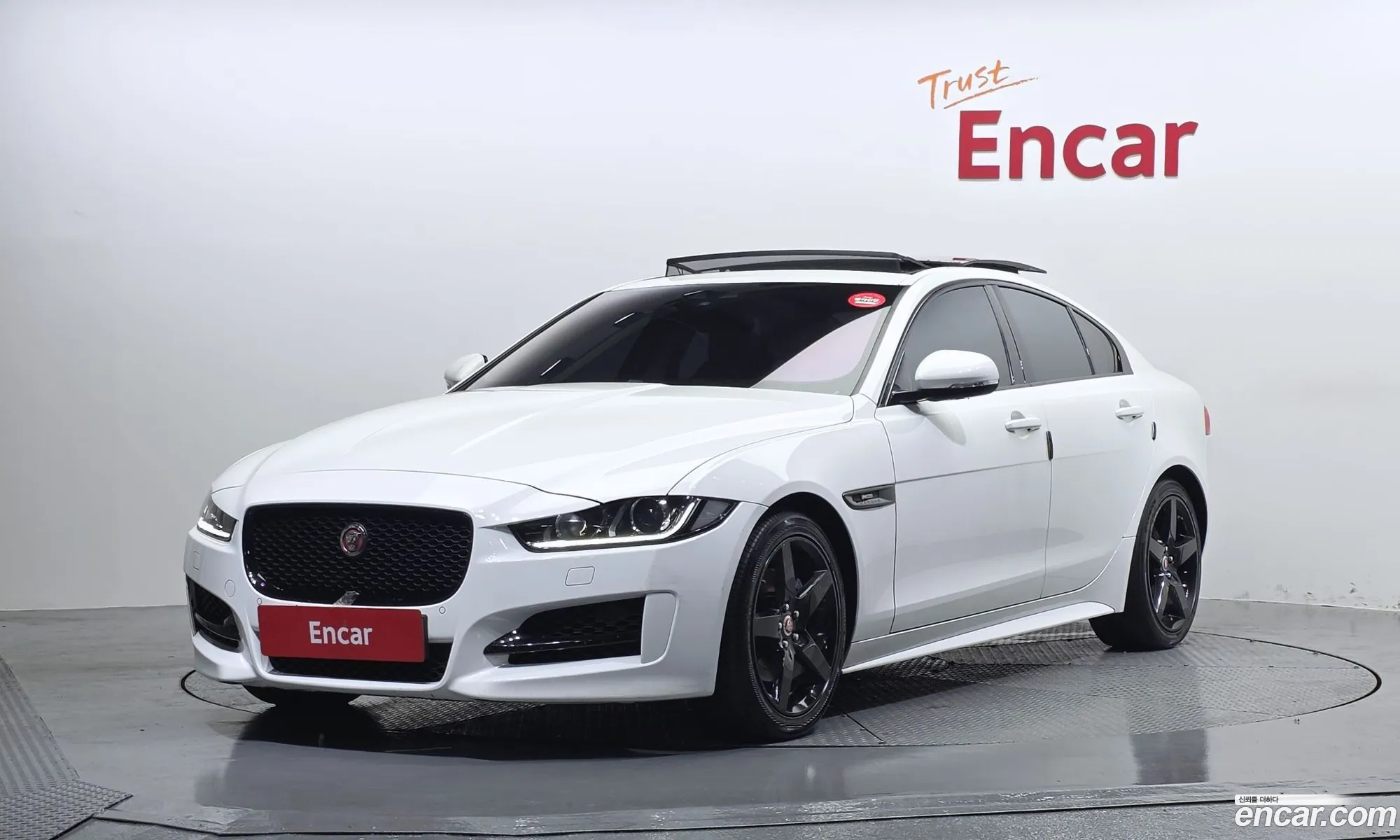 Jaguar XE 2017 SAJAB4BN0HA944225 — 18
