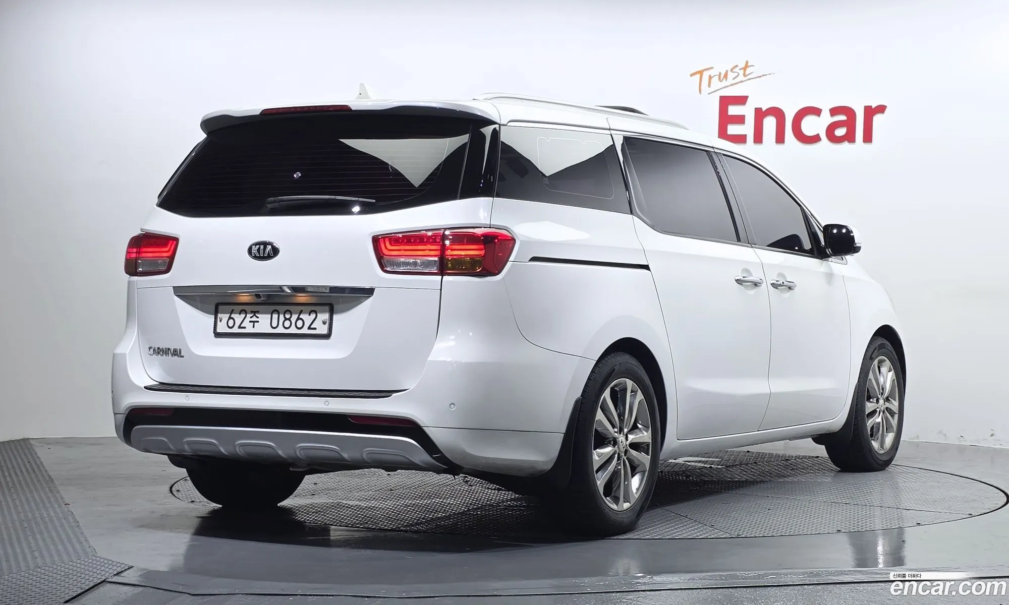 Kia Carnival 2016 KNAME81ABGS241900 — 14