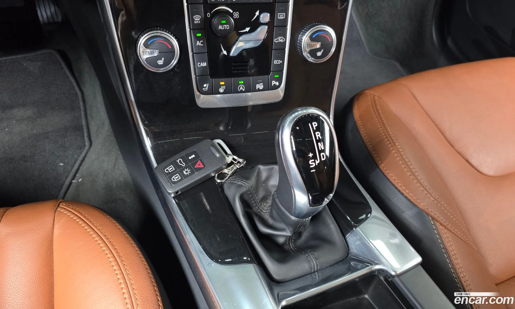 Volvo S60 2018 YV1FS40MDJ2467370 — 15