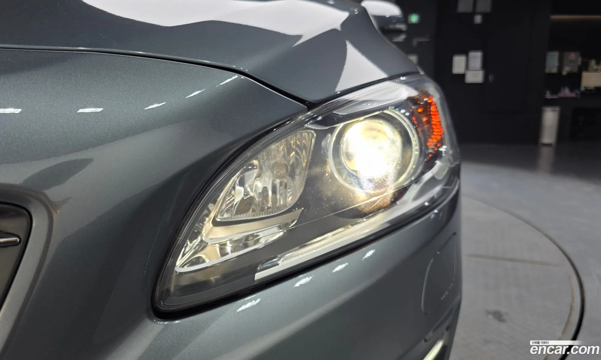 Volvo S60 2018 YV1FS40MDJ2467370 — 14