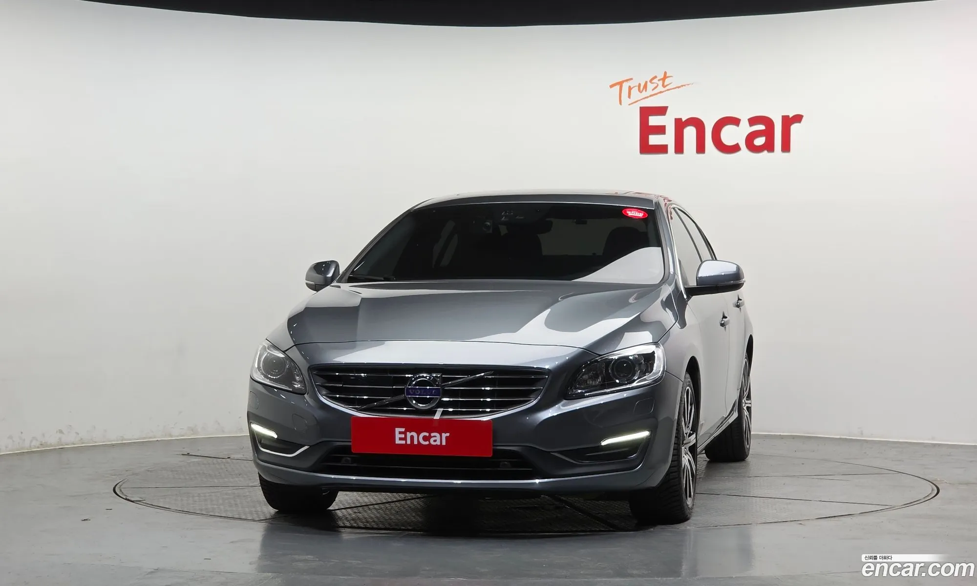 Volvo S60 2018 YV1FS40MDJ2467370 — 26