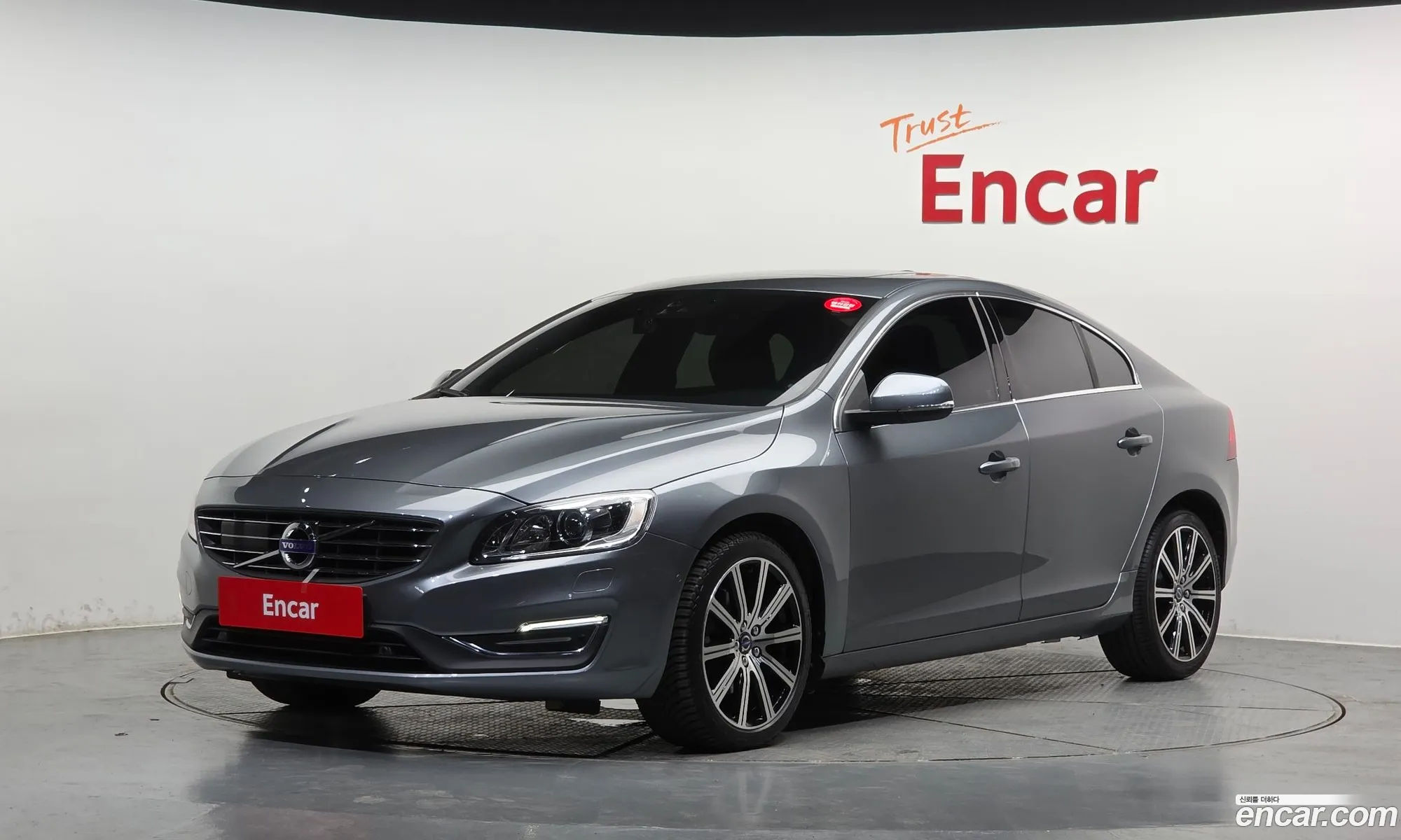 Volvo S60 2018 YV1FS40MDJ2467370 — 12