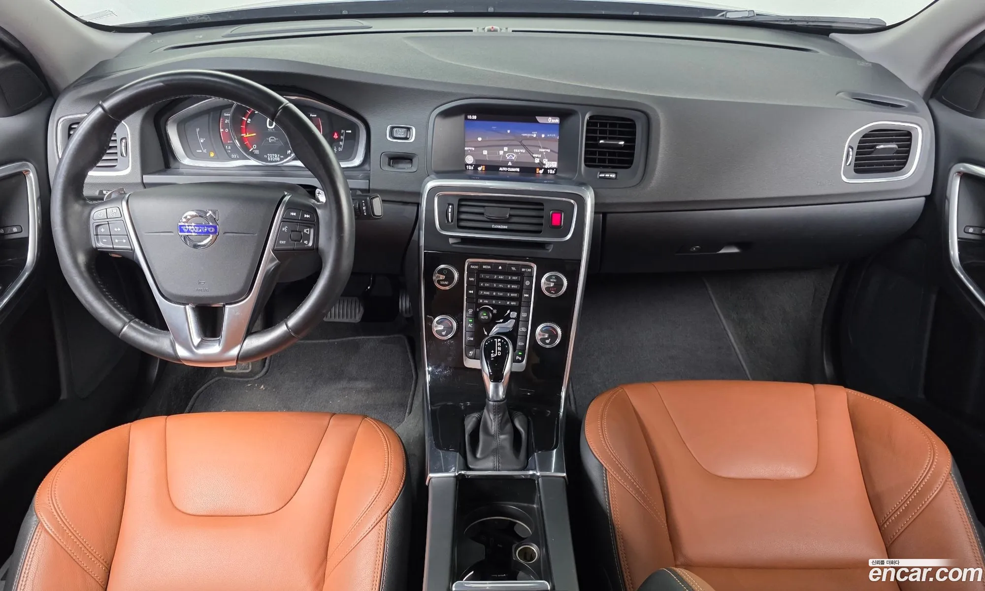 Volvo S60 2018 YV1FS40MDJ2467370 — 27