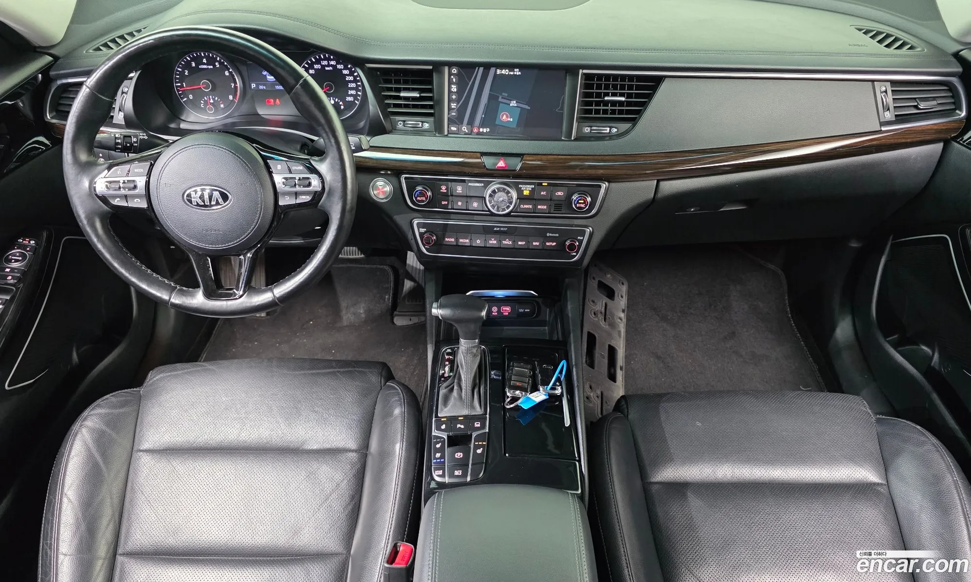 Kia K7 2018 KNALC418BJA151498 — 2