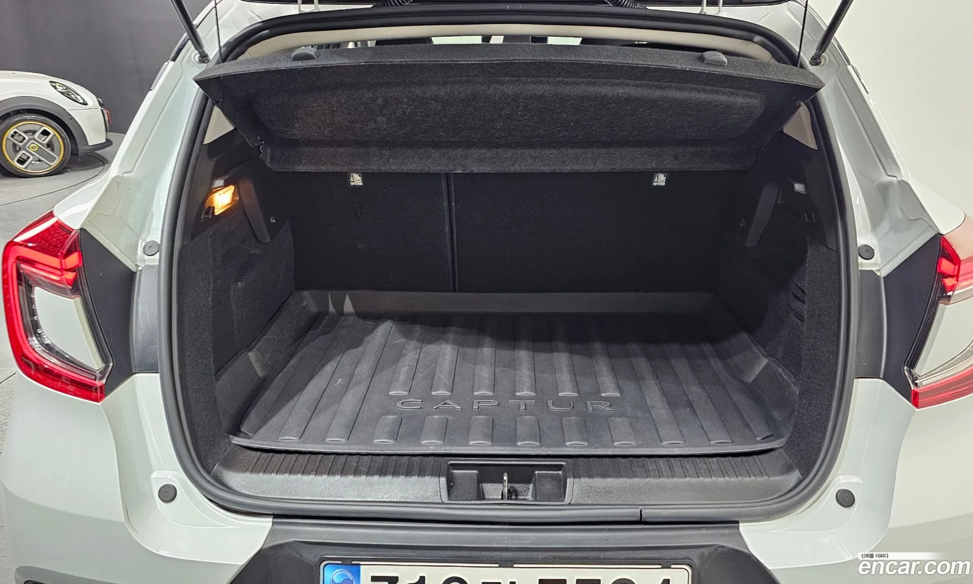 Renault Korea (Samsung) Captur 2020 — 9