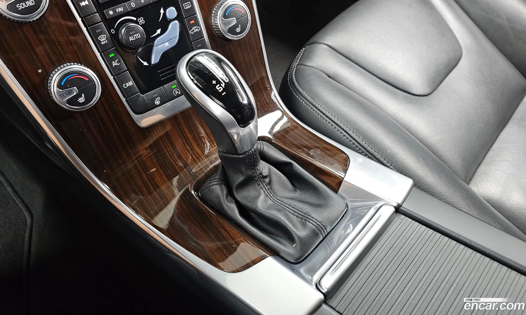 Volvo S60 2017 YV1FSA8BDH2435781 — 2