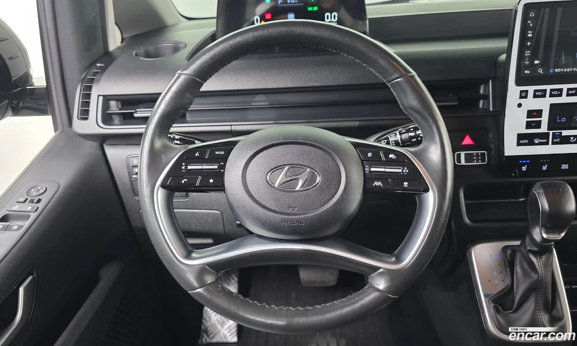 Hyundai Staria 2022 KMHYA811BNU059592 — 25