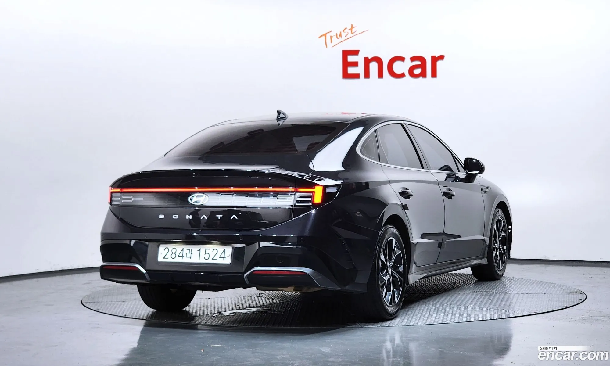Hyundai Sonata the Edge 2023 — 28