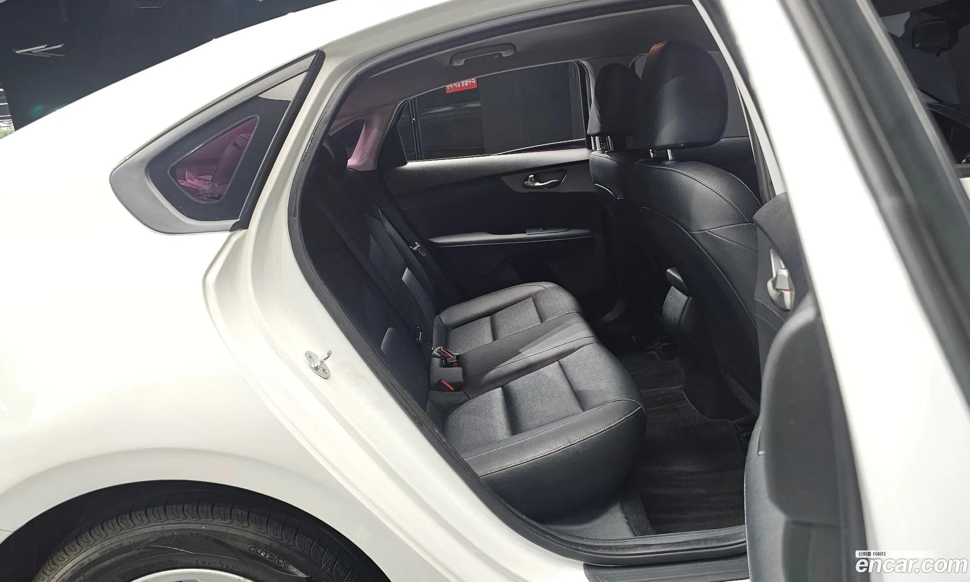 Kia K3 2020 KNAF241BELA887810 — 19