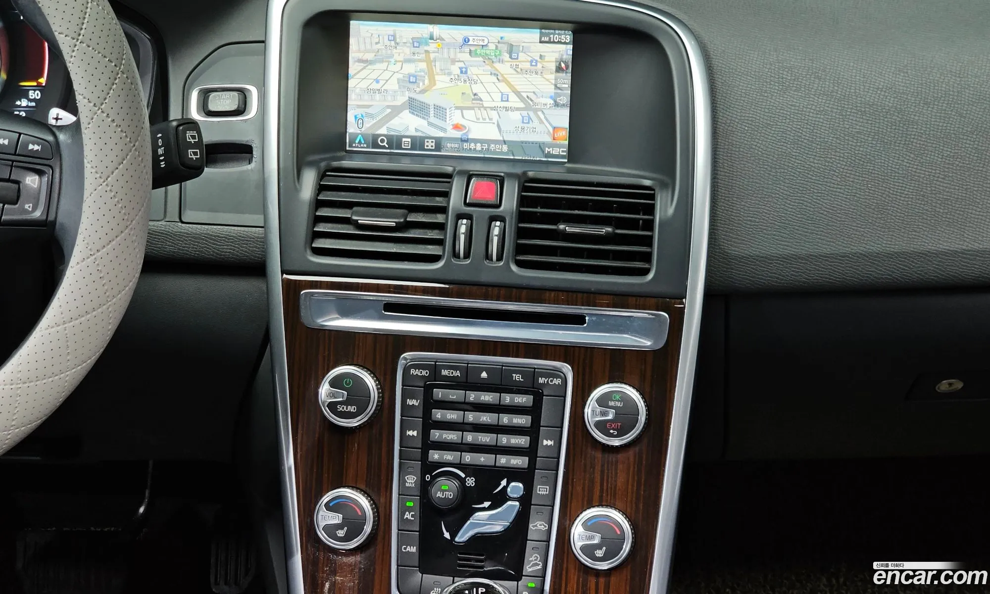 Volvo XC60 2015 — 15