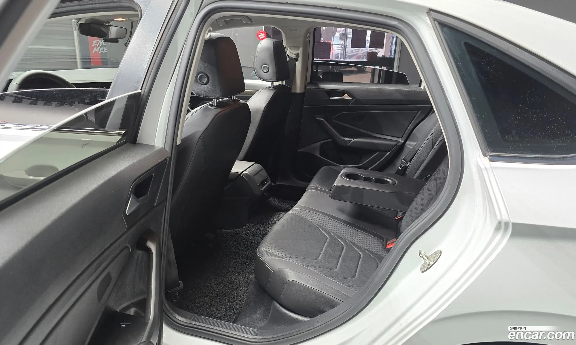 Volkswagen Jetta 7th Gen 2021 — 12