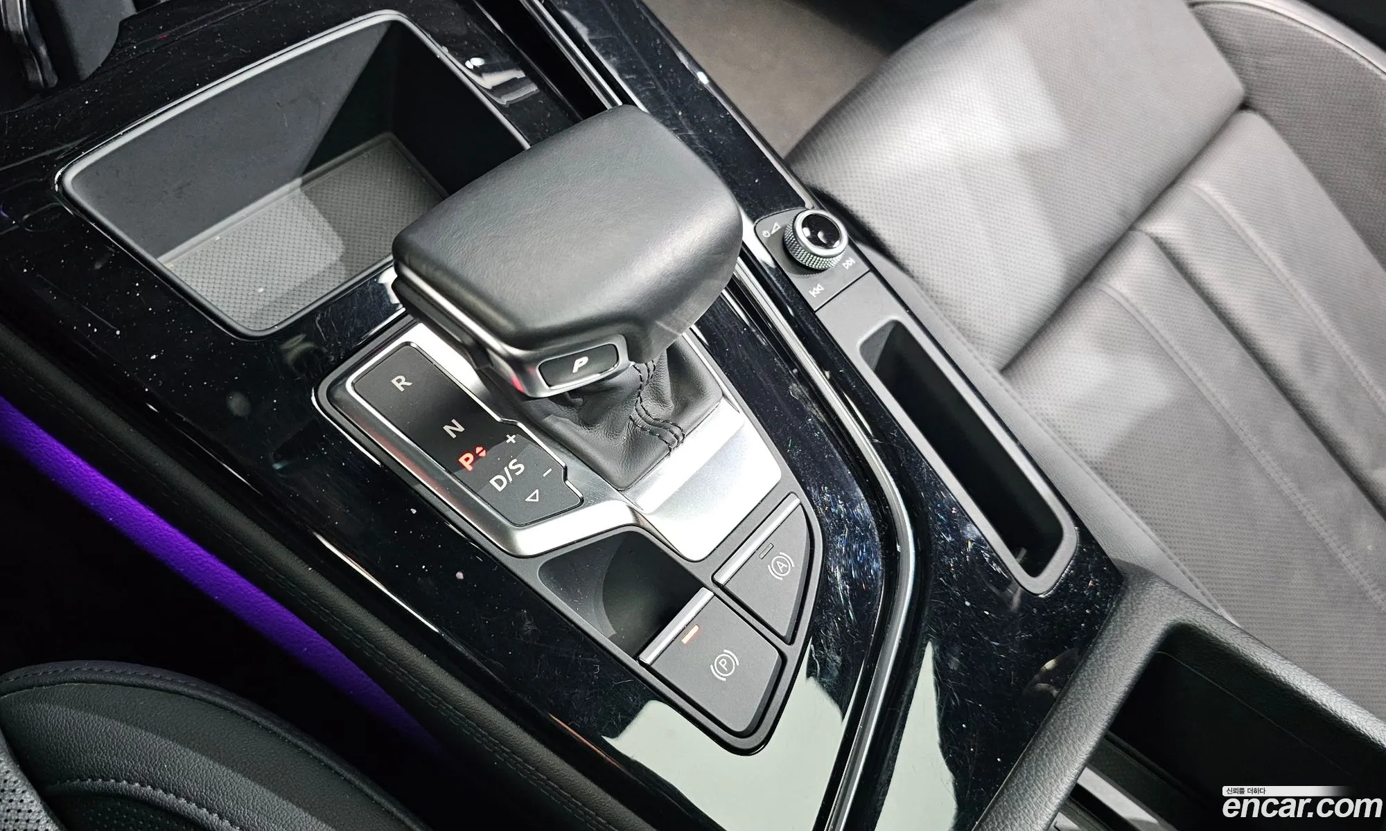 Audi A4 2021 WAUZZZF49MN009216 — 11
