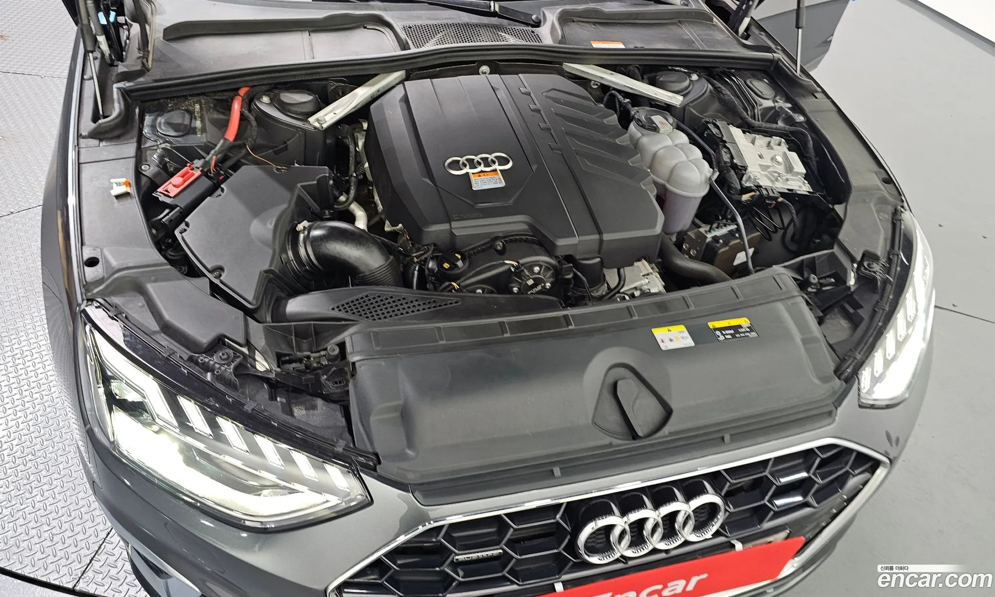 Audi A4 2021 WAUZZZF49MN009216 — 19