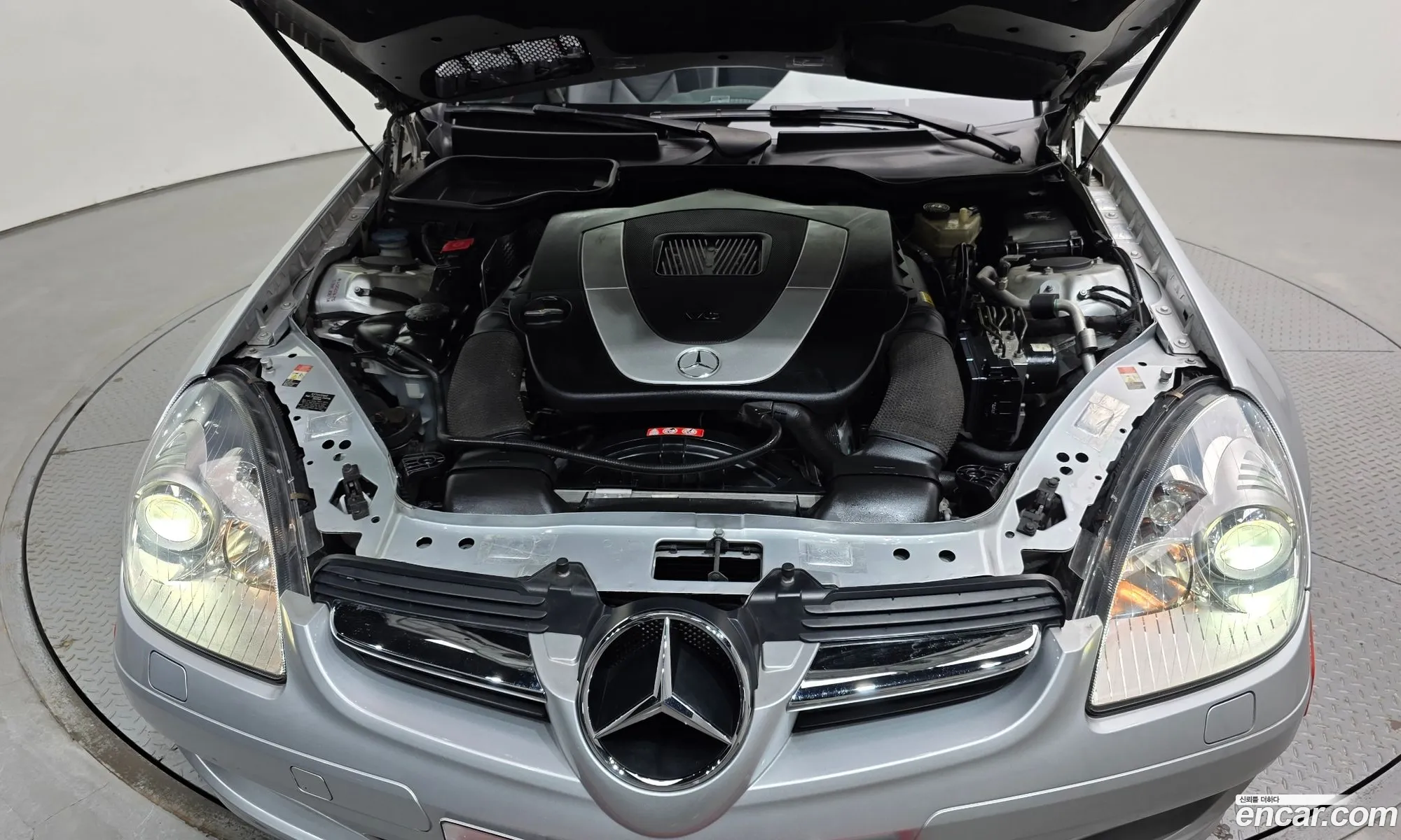 Mercedes-Benz SLK-Class 2005 KL90F3AEG5Z1U2001 — 9