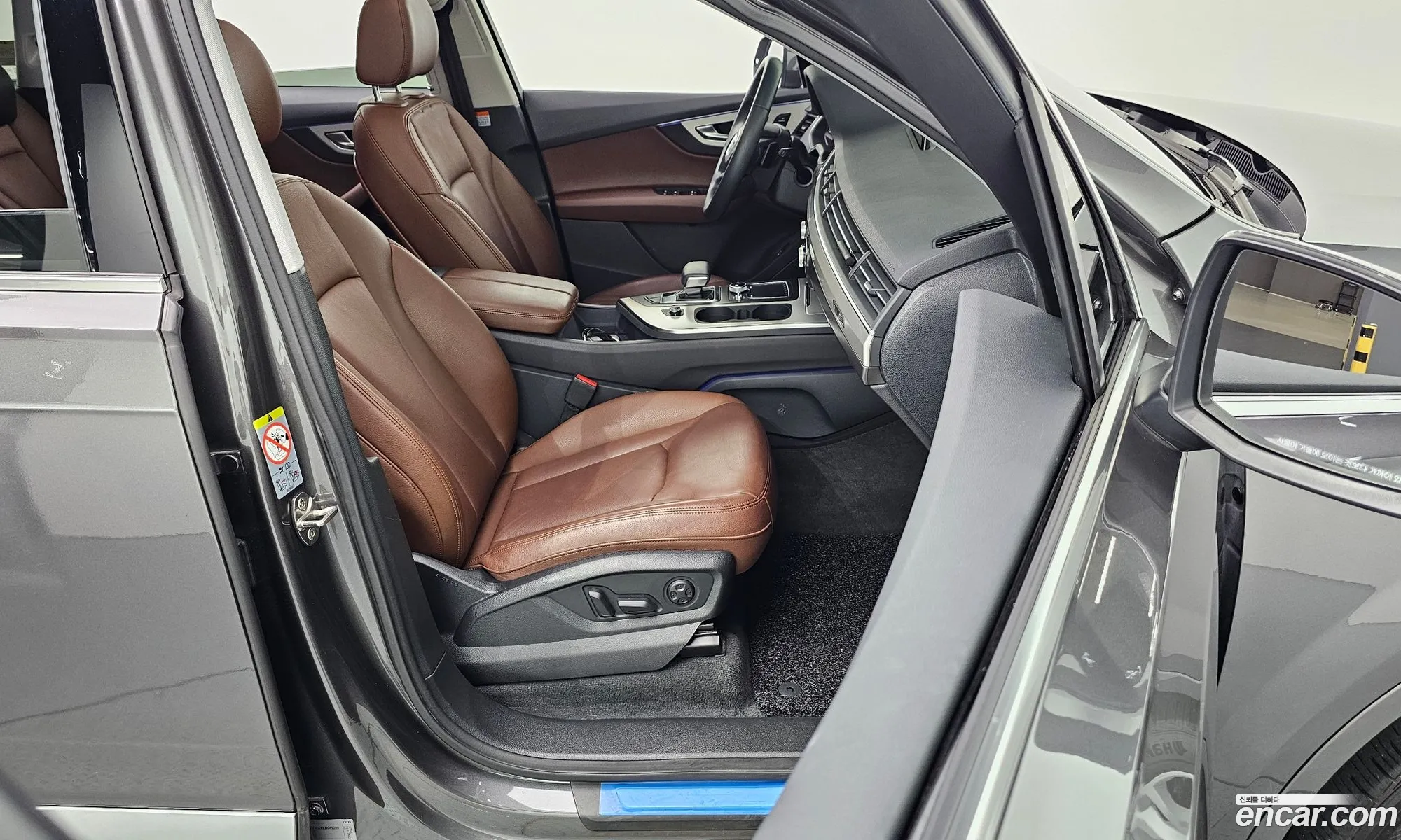 Audi Q7 2019 WAUZZZ4MXKD045289 — 18