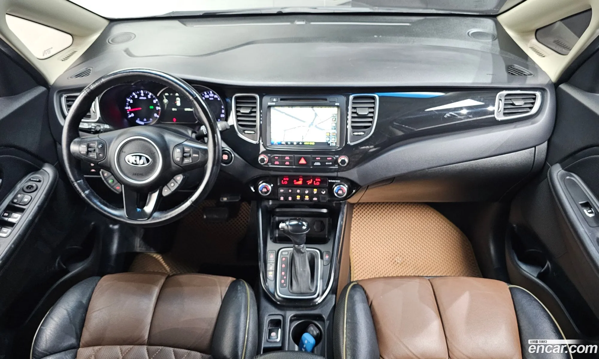 Kia Carens 2015 KNAHU814BFK110101 — 3