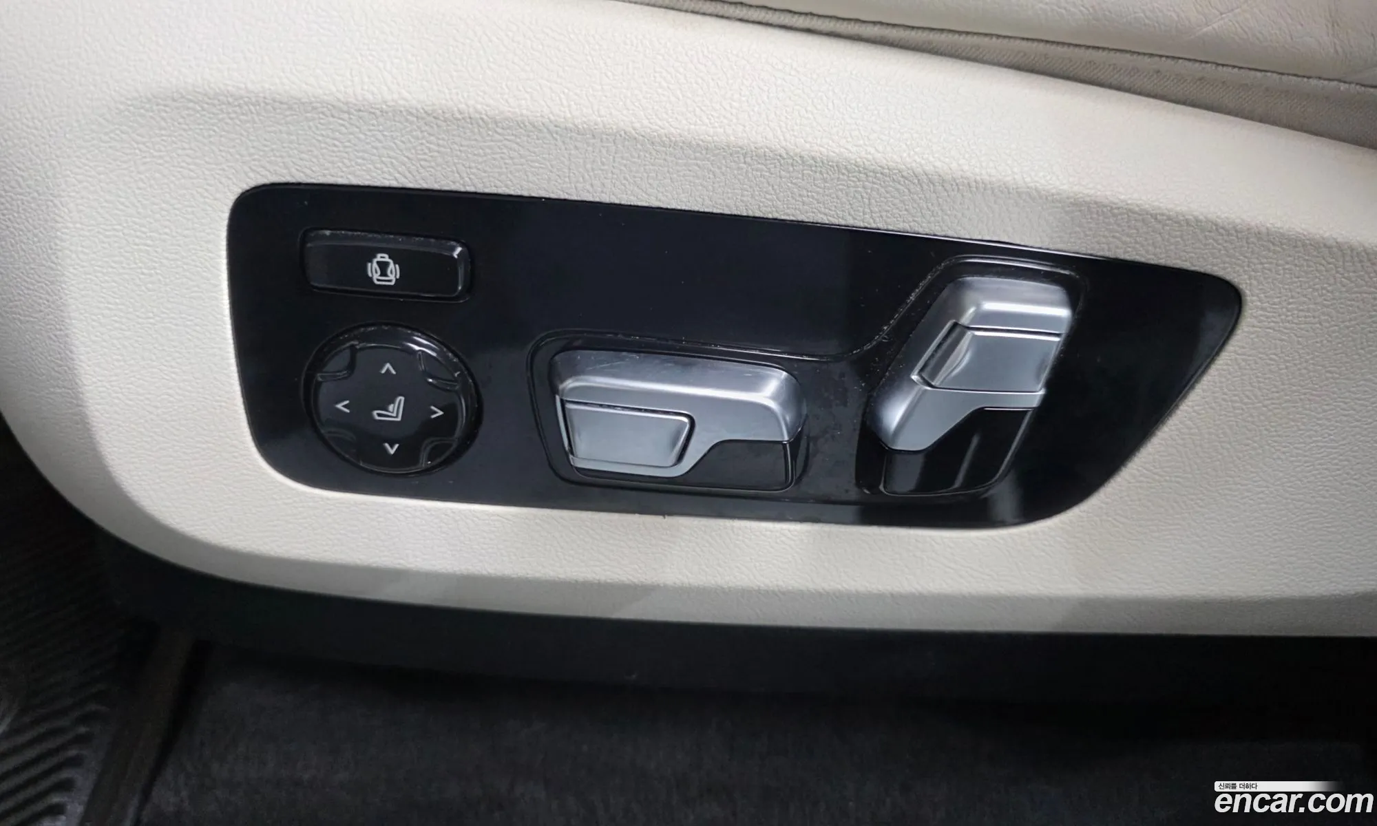 BMW X7 2021 WBATB4100N9J34116 — 35