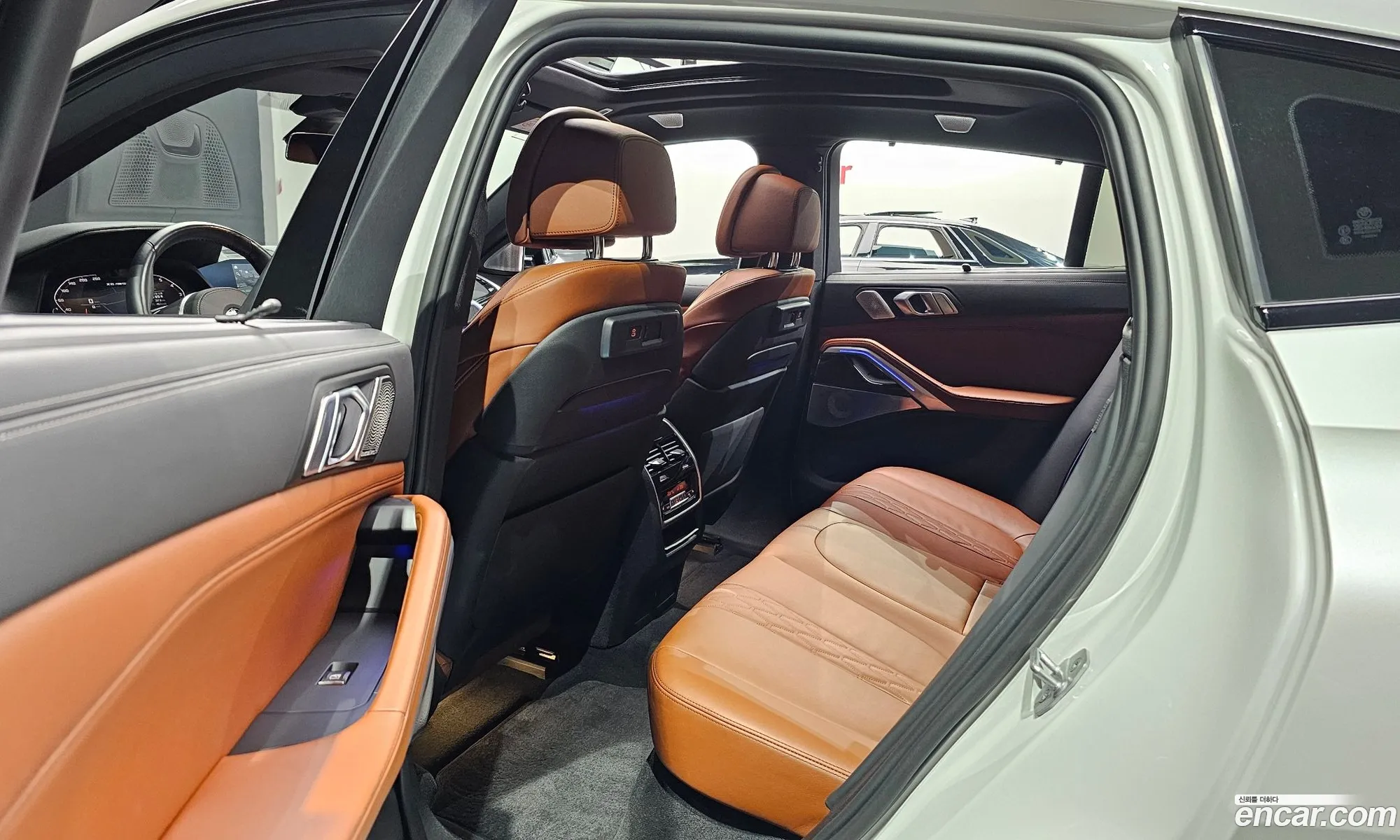 BMW X6 2023 — 28