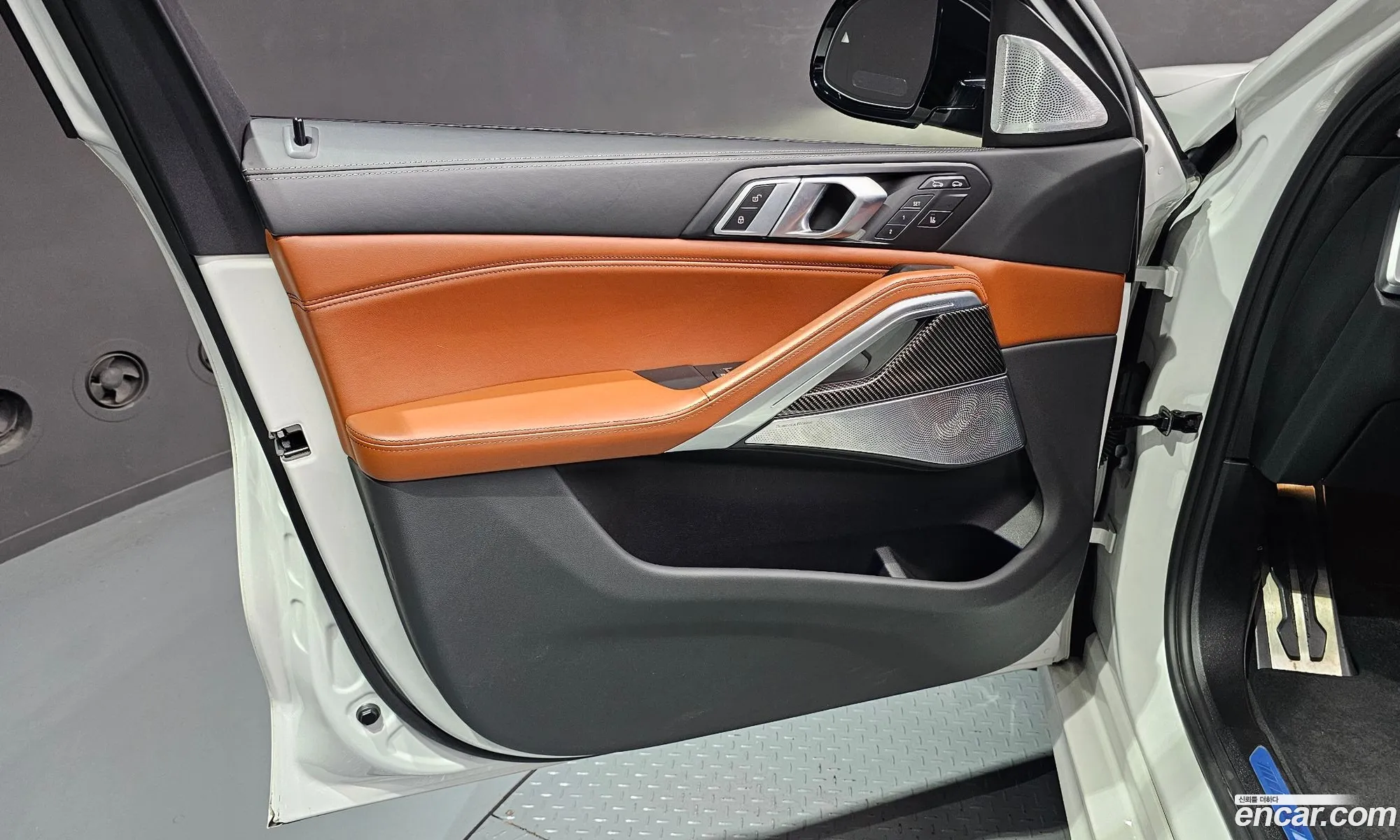BMW X6 2023 — 21