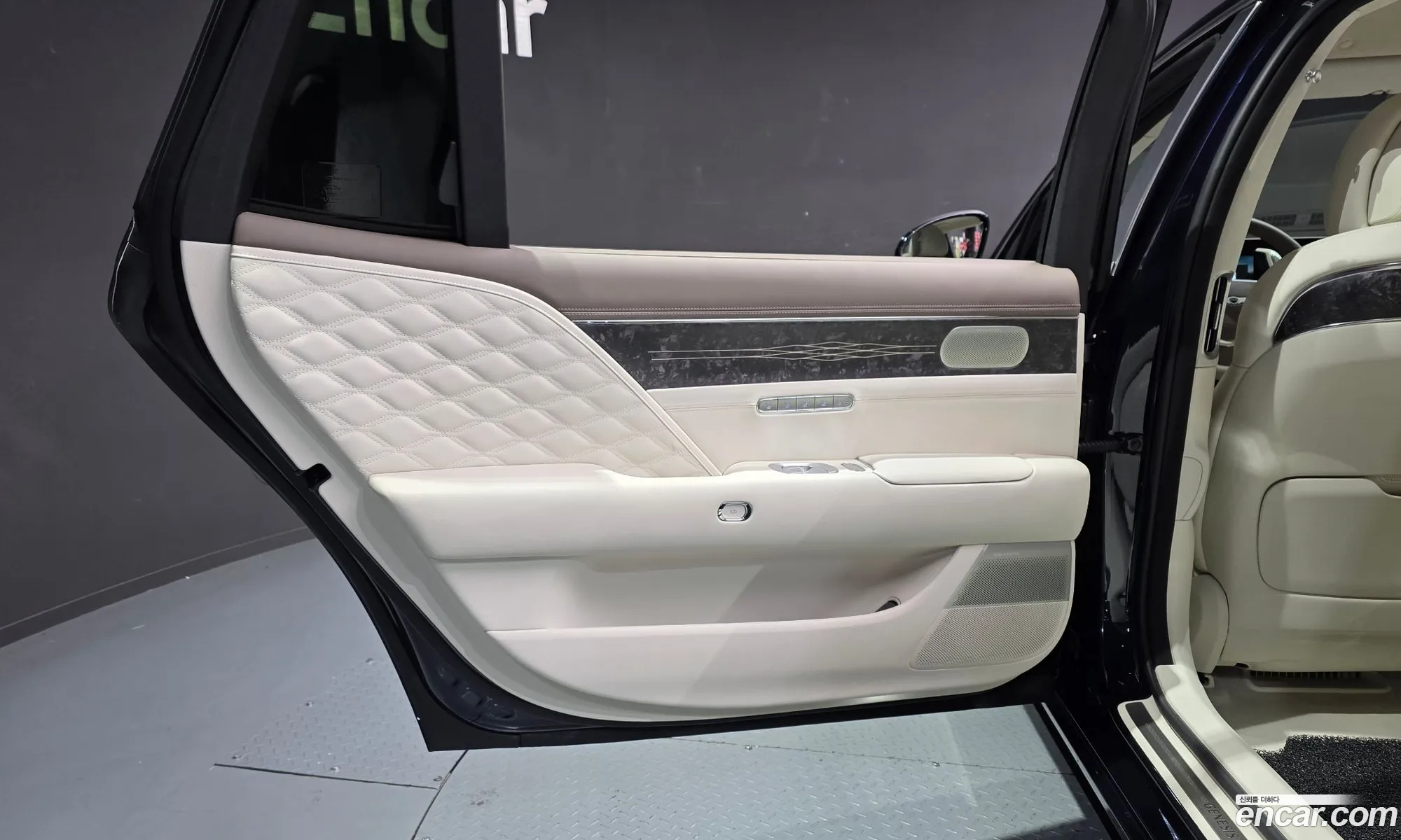 Genesis G90 2022 KMTFE11DDPU019455 — 23