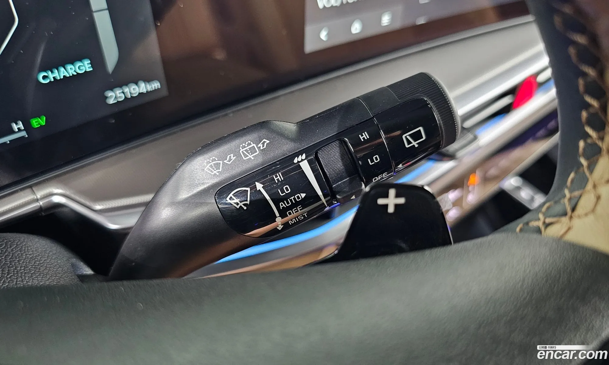 Kia Sorento 2025 — 28