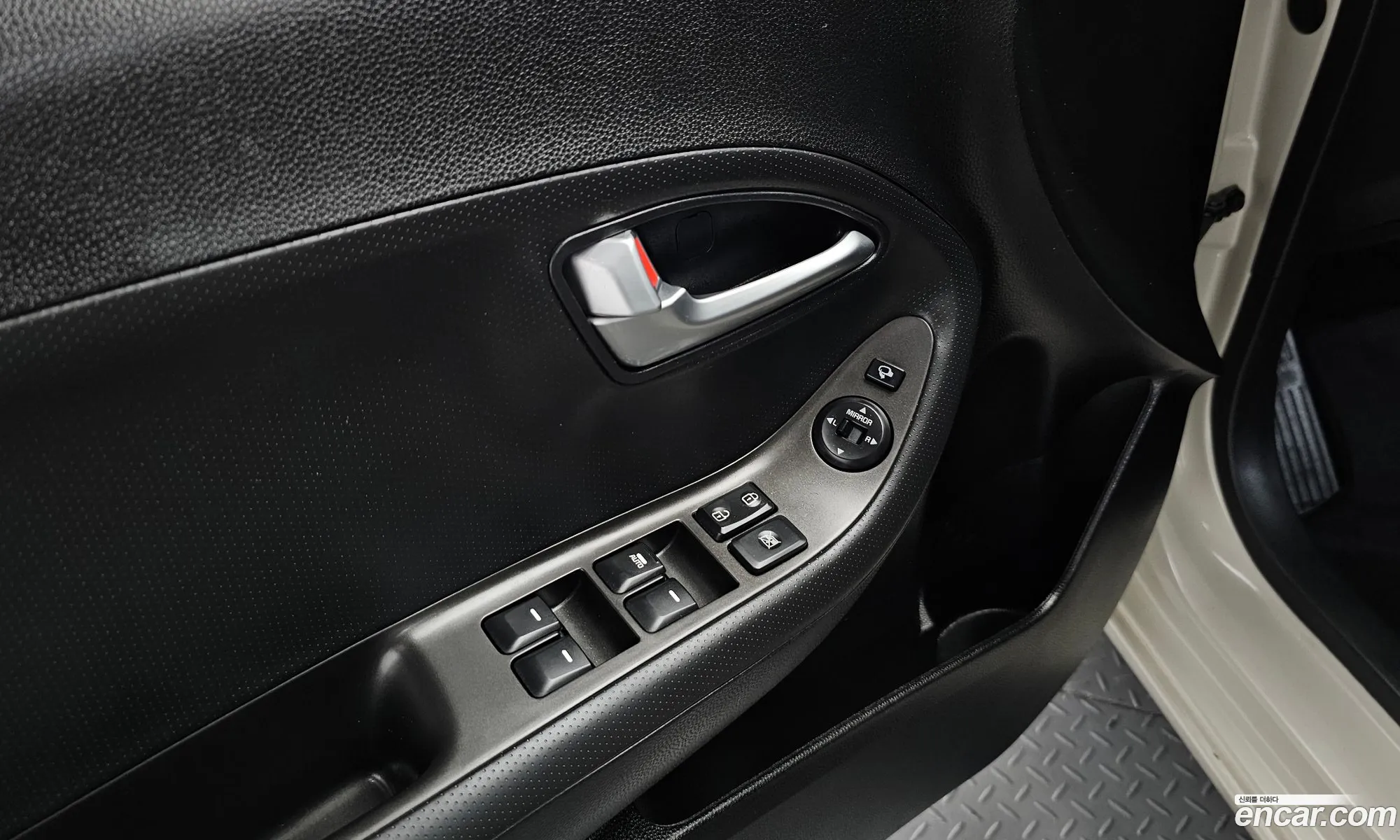 Kia Morning 2015 KNABX511BGT008228 — 4