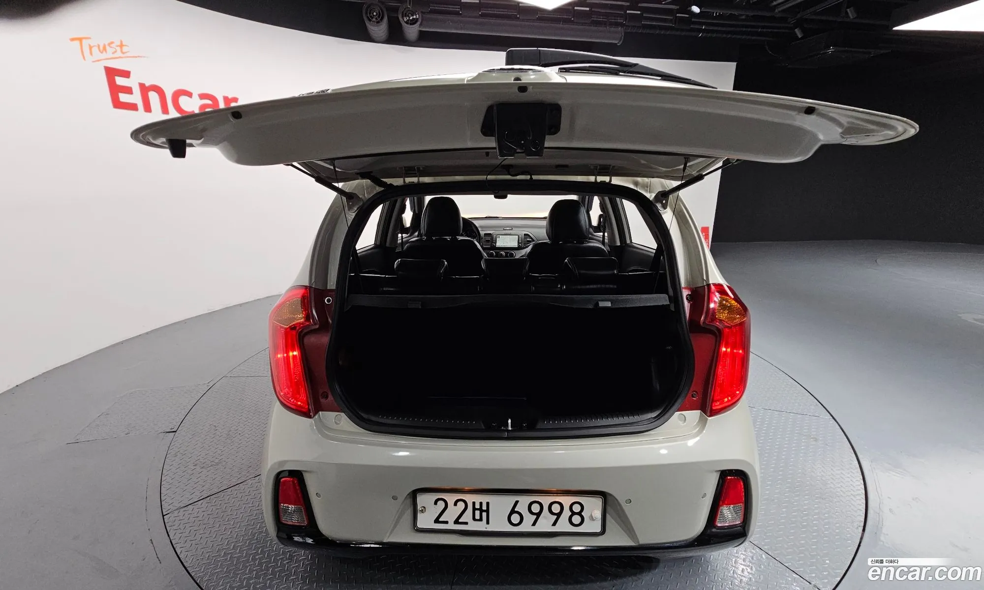 Kia Morning 2015 KNABX511BGT008228 — 8