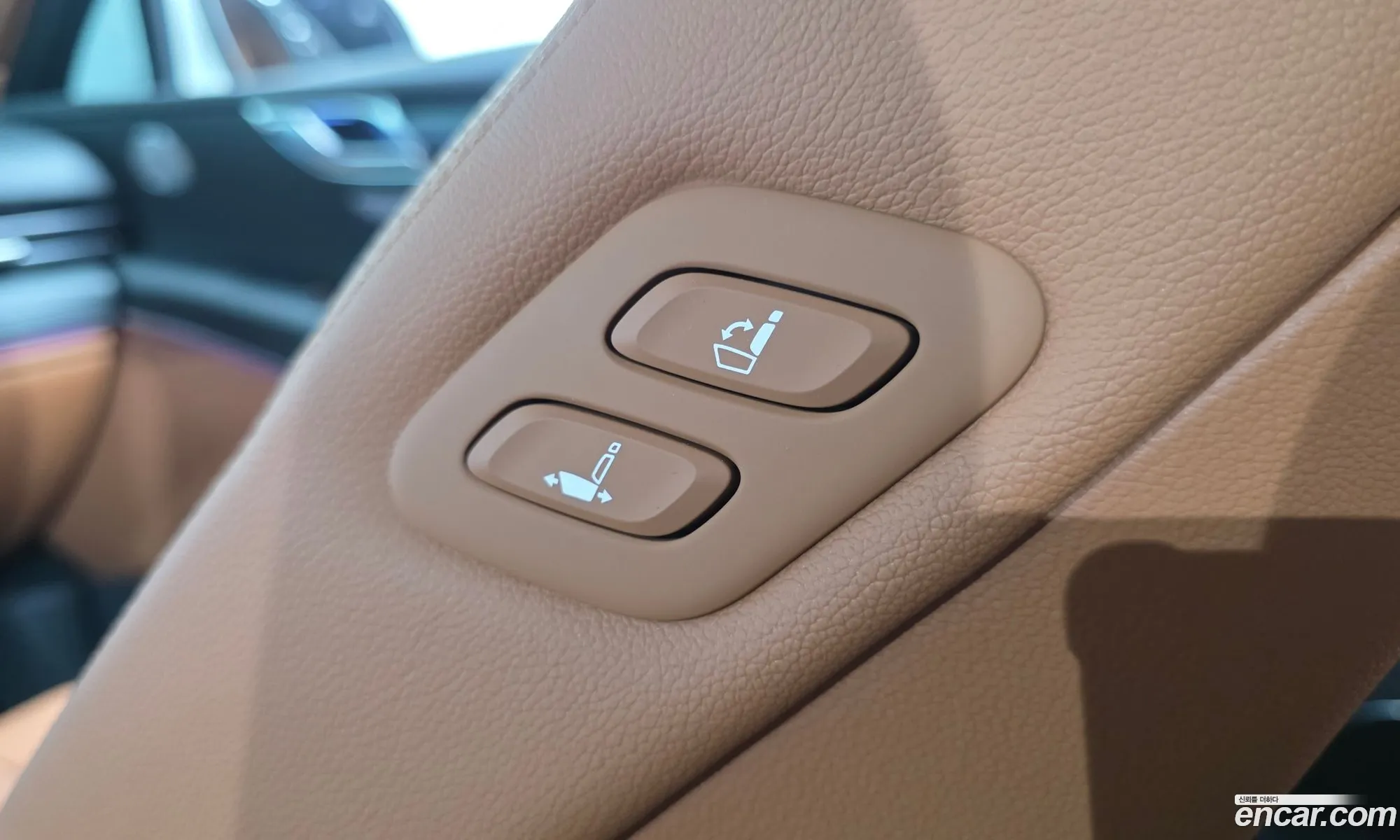 Genesis GV80 2025 KMTHA81BDSU298562 — 25