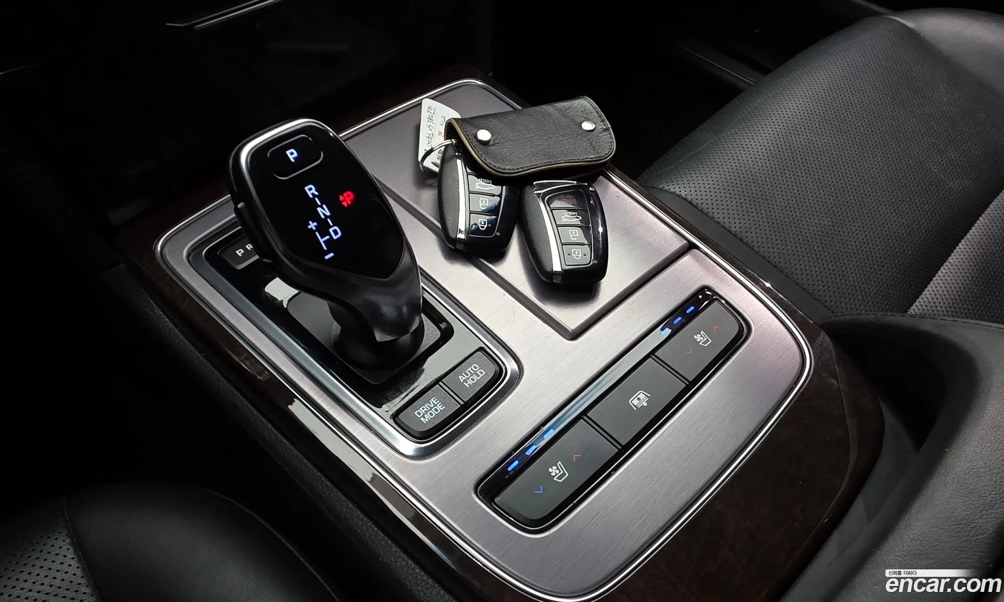Hyundai Equus 2013 KMHGF41DBEU085164 — 24