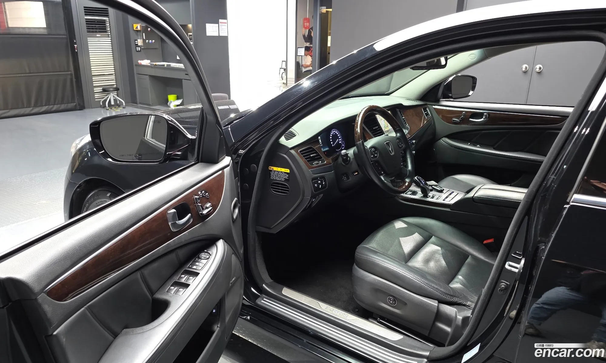 Hyundai Equus 2013 KMHGF41DBEU085164 — 18