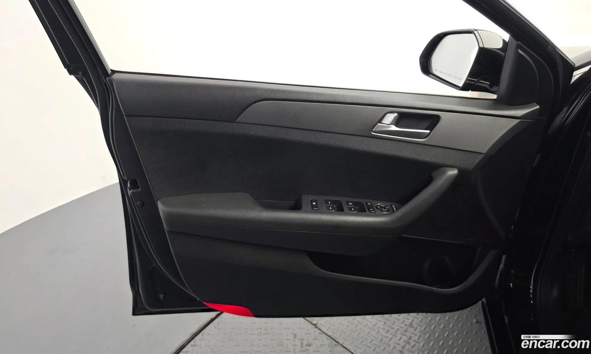 Hyundai LF Sonata 2015 KMHE341DBFA109915 — 16