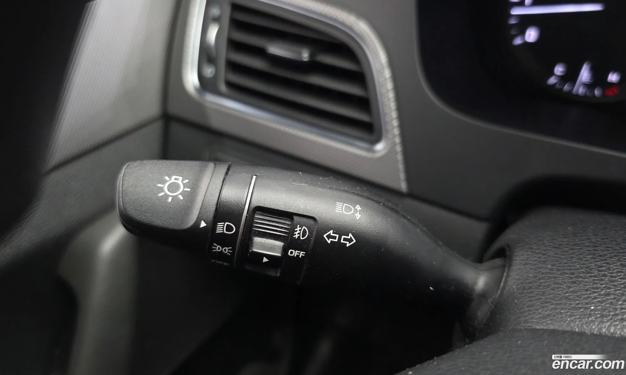 Hyundai LF Sonata 2015 KMHE341DBFA109915 — 9