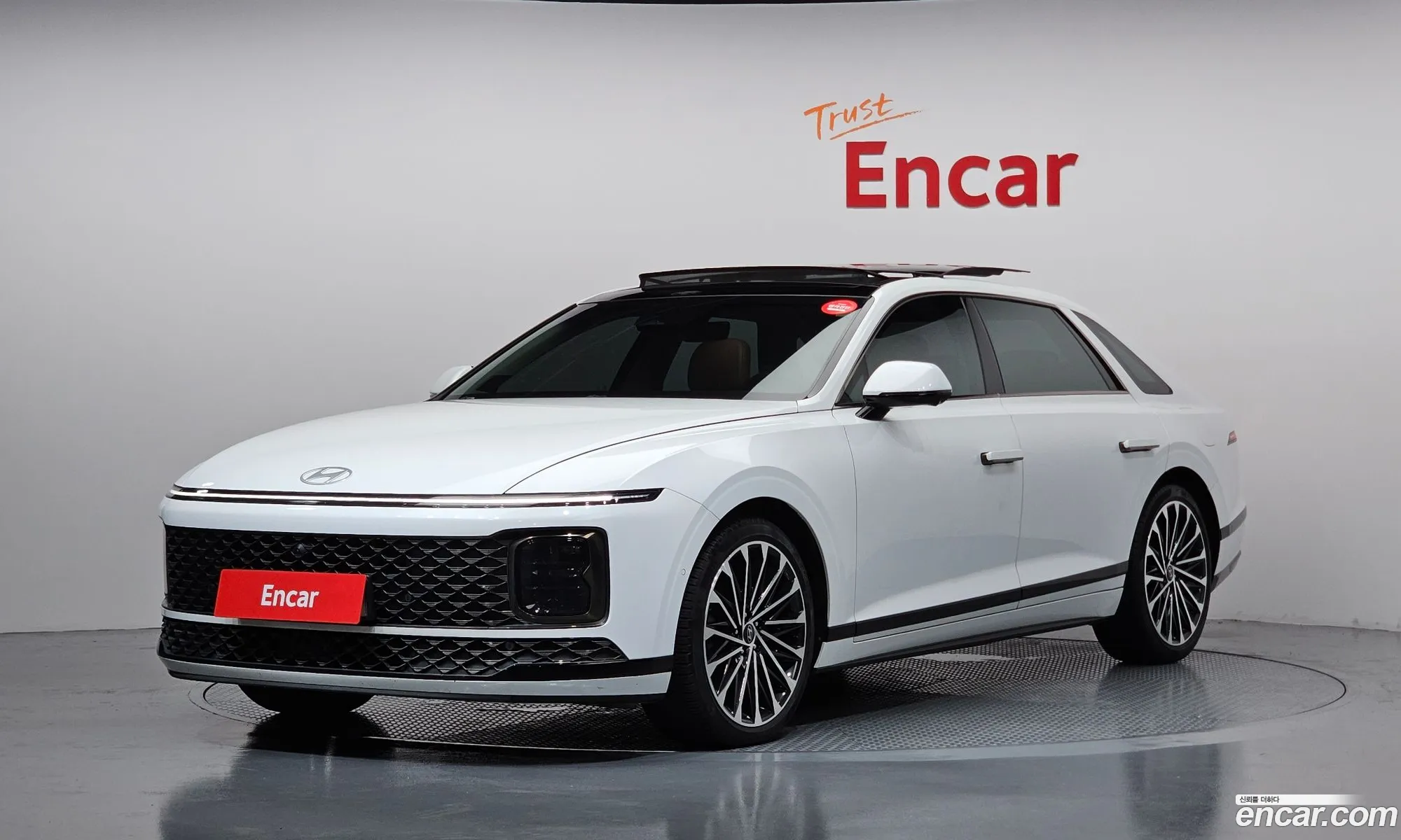 Hyundai Grandeur Hybrid 2023 — 5