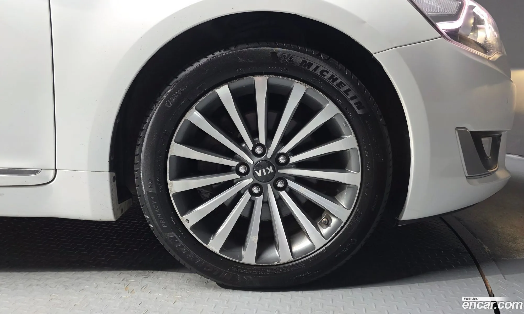 Kia K7 2014 KNALM416BFA181591 — 7
