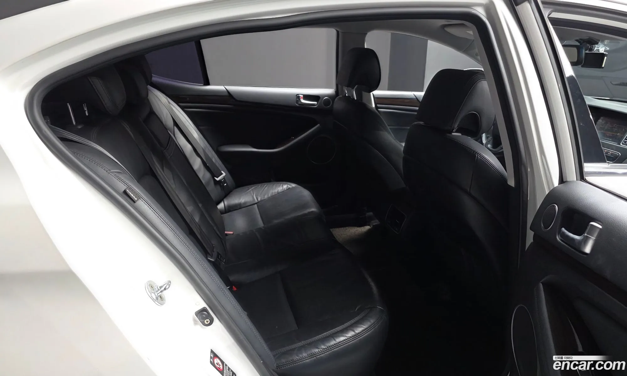 Kia K7 2014 KNALM416BFA181591 — 24