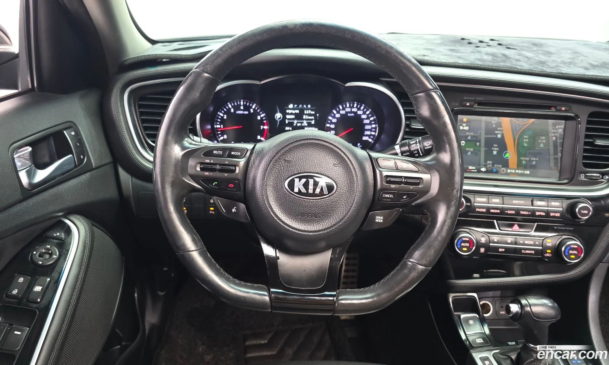 Kia K5 2013 KNAGN416BEA427148 — 2