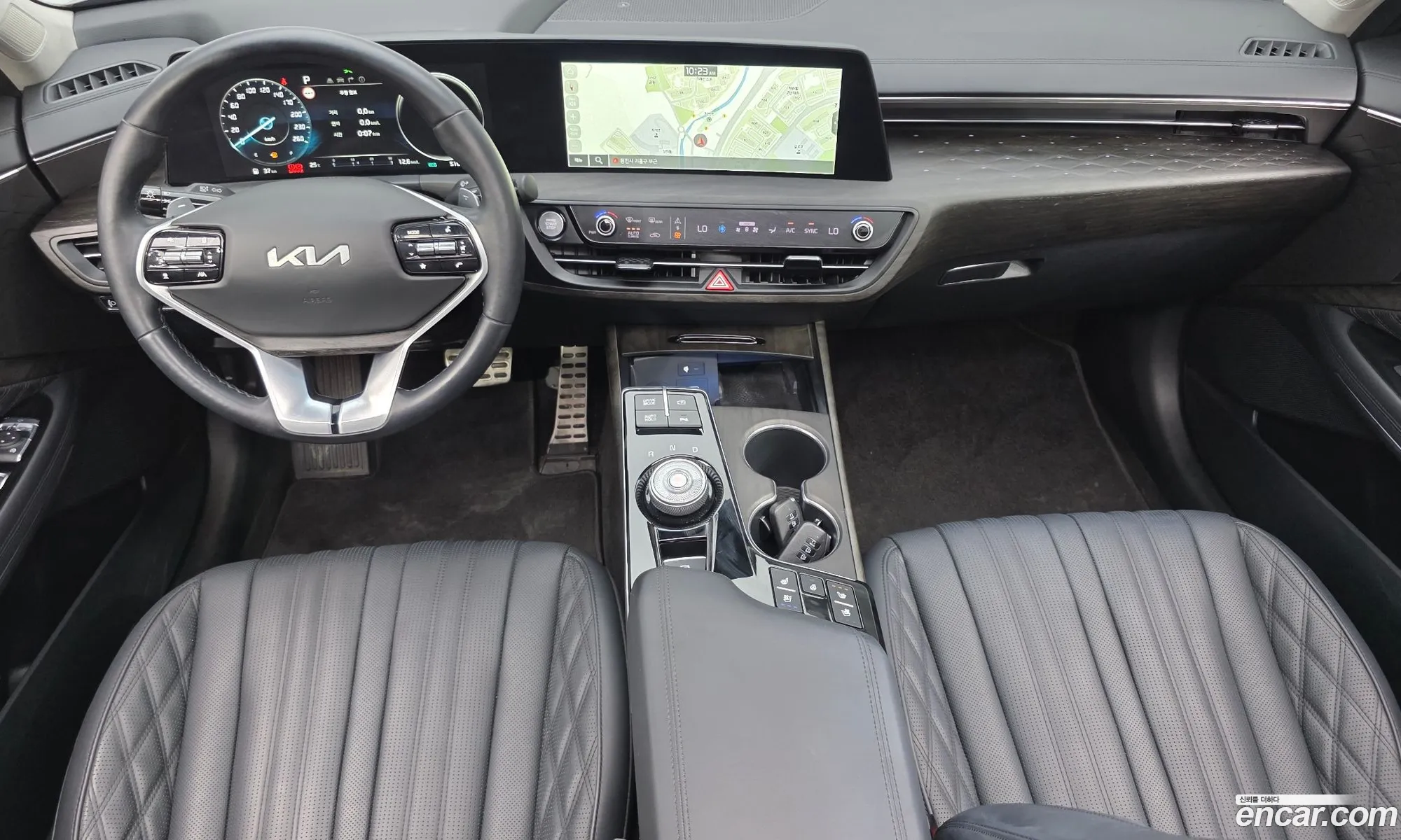 Kia K8 2022 KNAM641BBPA031874 — 4