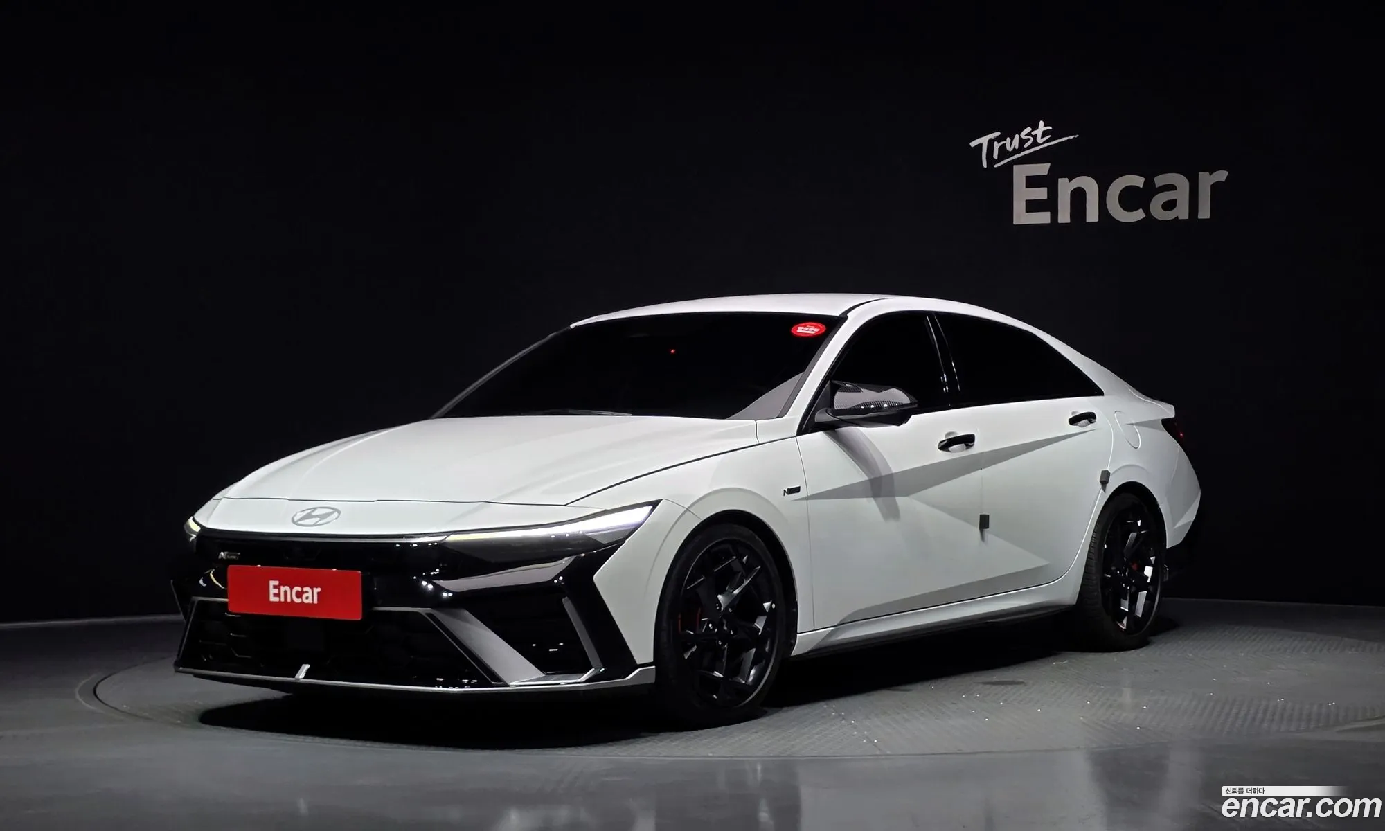 Hyundai Elantra Hybrid 2024 — 2